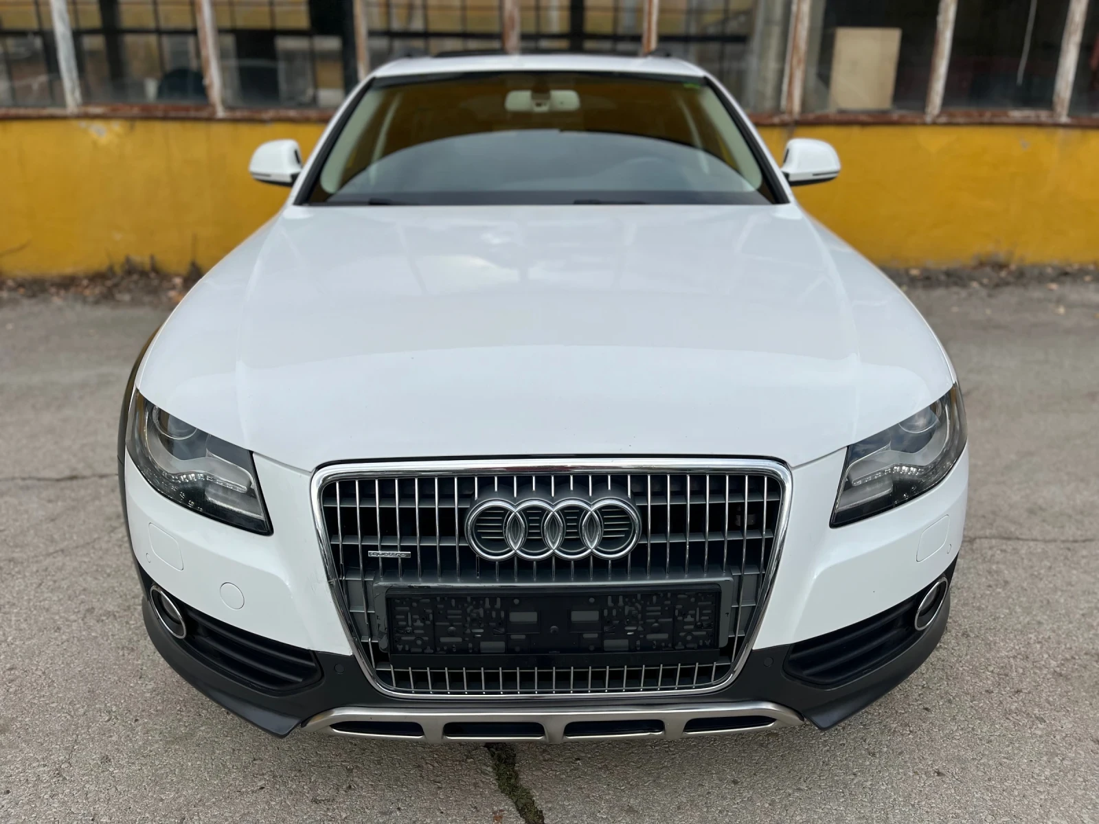 Audi A4 Allroad 3.0TDI* FULL FULL* ИТАЛИЯ, снимка 8 - Автомобили и джипове - 53952870