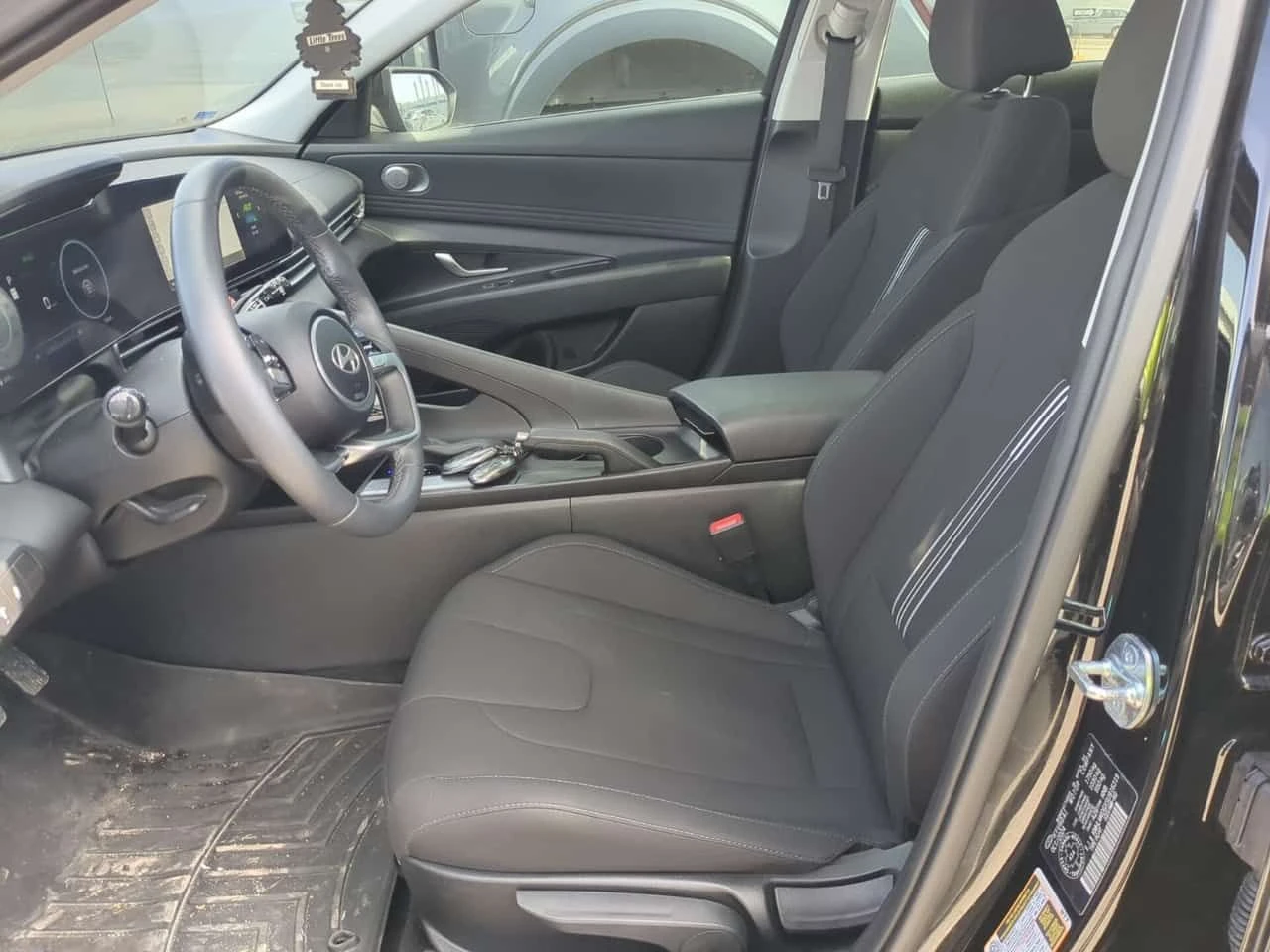 Hyundai Elantra * PREFERRED * CARFAX * ЦЕНА ДО БГ, снимка 5 - Автомобили и джипове - 54070792