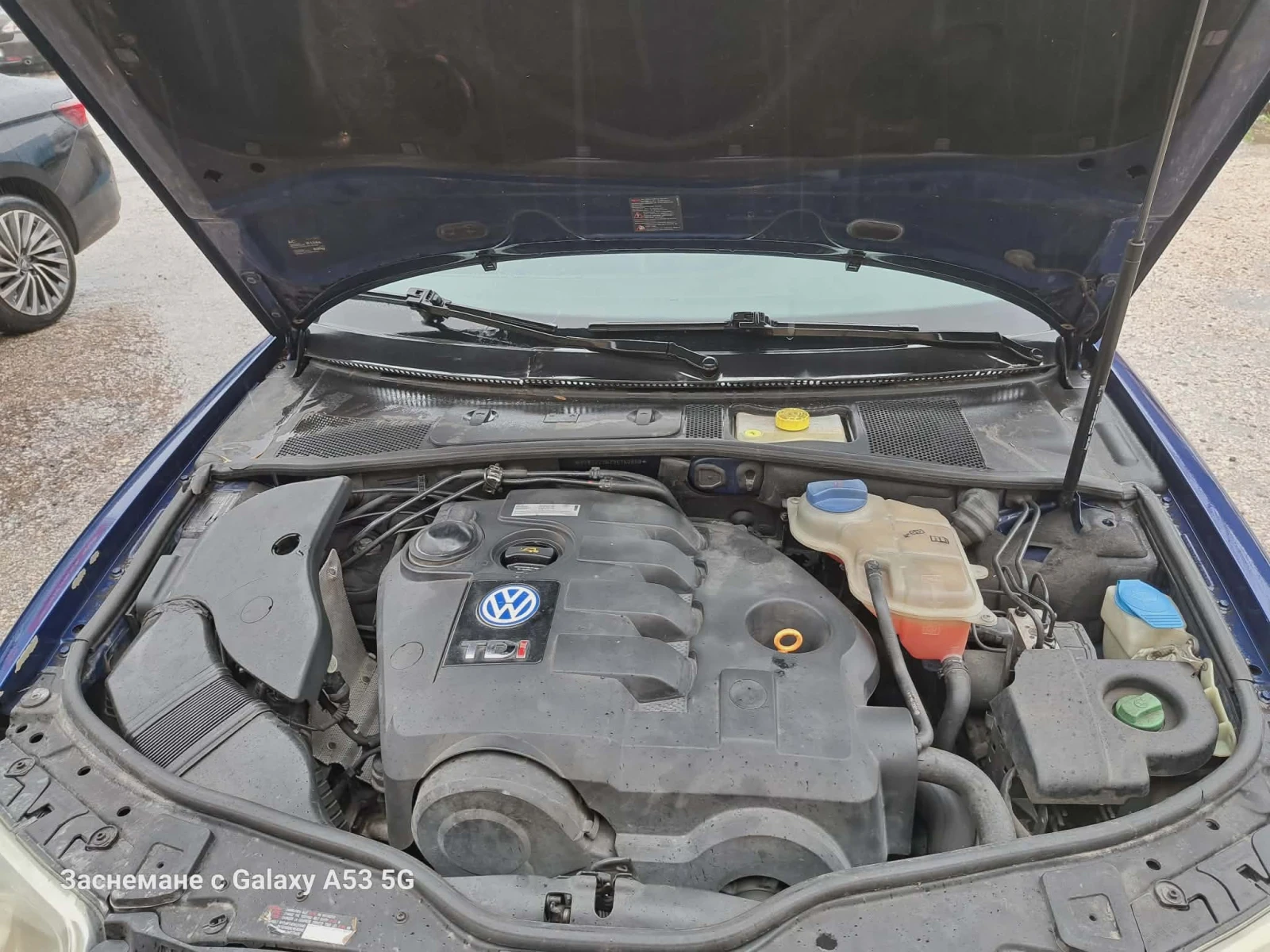 VW Passat 1.9, снимка 12 - Автомобили и джипове - 54077884