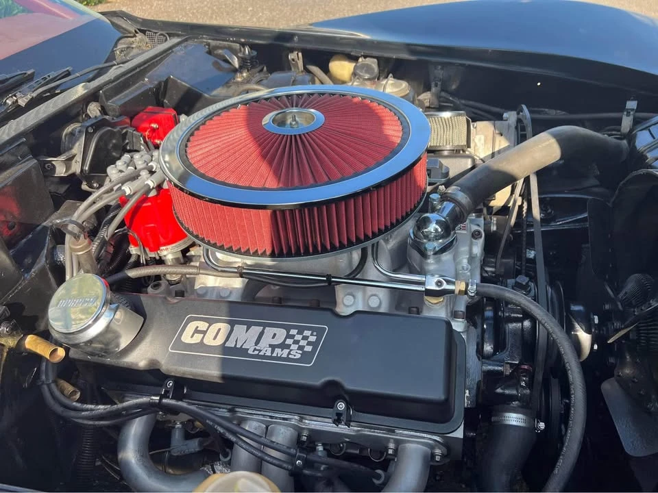 Chevrolet Corvette C3* STNGR* РЕТРО КЛАСИКА* ТУНИНГ* 500HP* RED LEATH, снимка 4 - Автомобили и джипове - 54235948