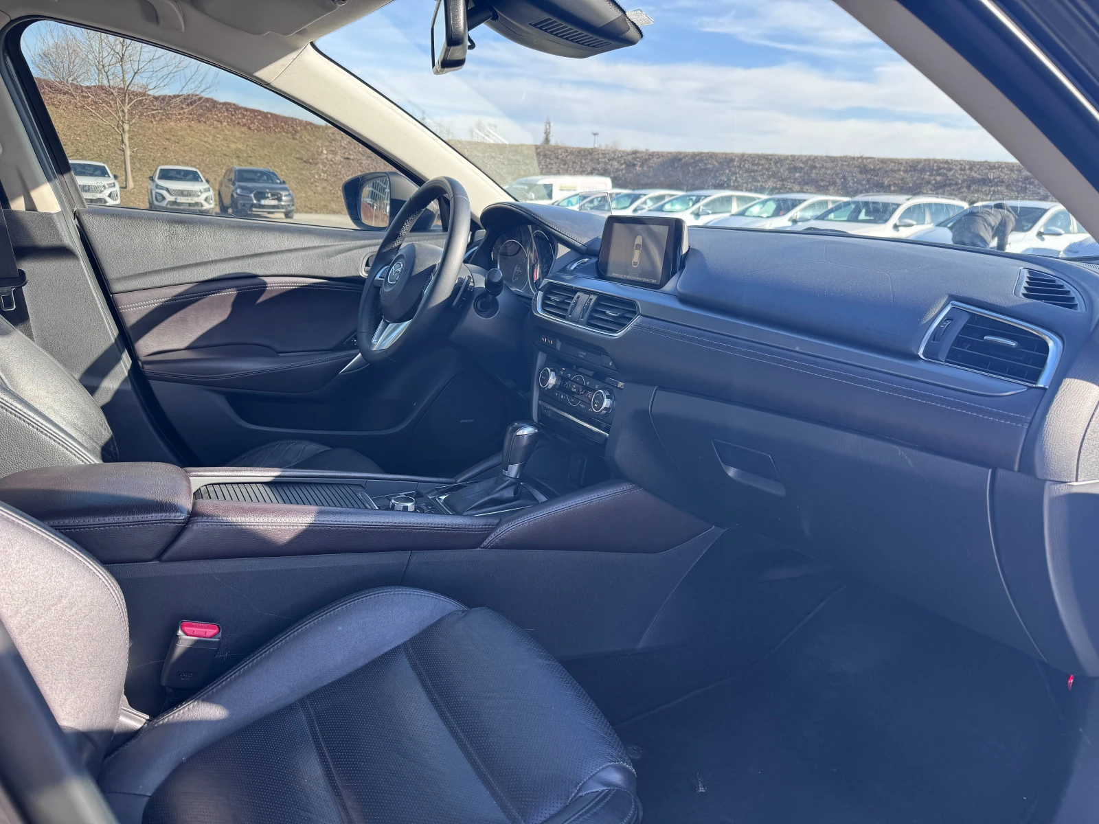 Mazda 6 2.2 SKYACTIV / BOSE / LANE ASSIST, снимка 10 - Автомобили и джипове - 54332758