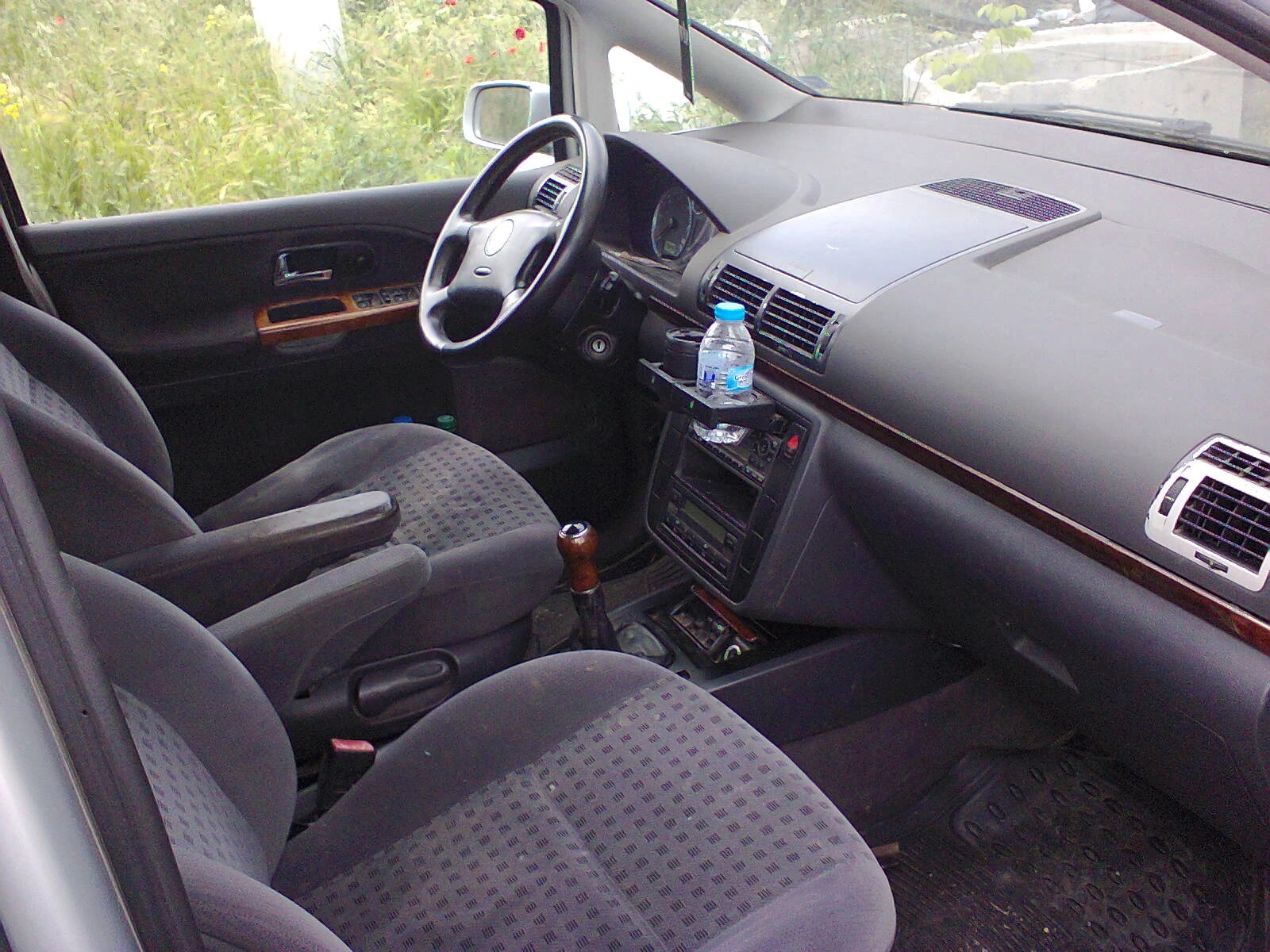 VW Sharan * KLIMATRONIK* - 6 скорости 1.9TD-116 коня , снимка 8 - Автомобили и джипове - 54741933