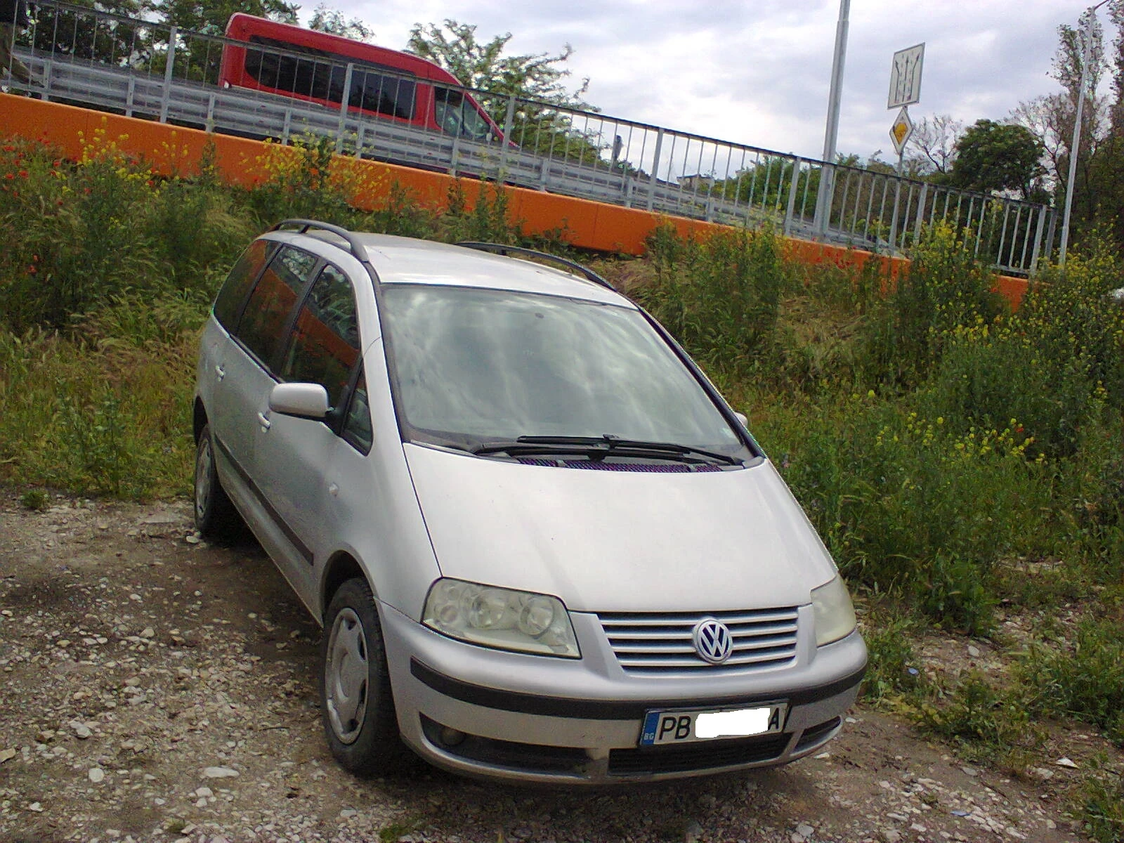 VW Sharan * KLIMATRONIK* - 6 скорости 1.9TD-116 коня , снимка 6 - Автомобили и джипове - 54741933