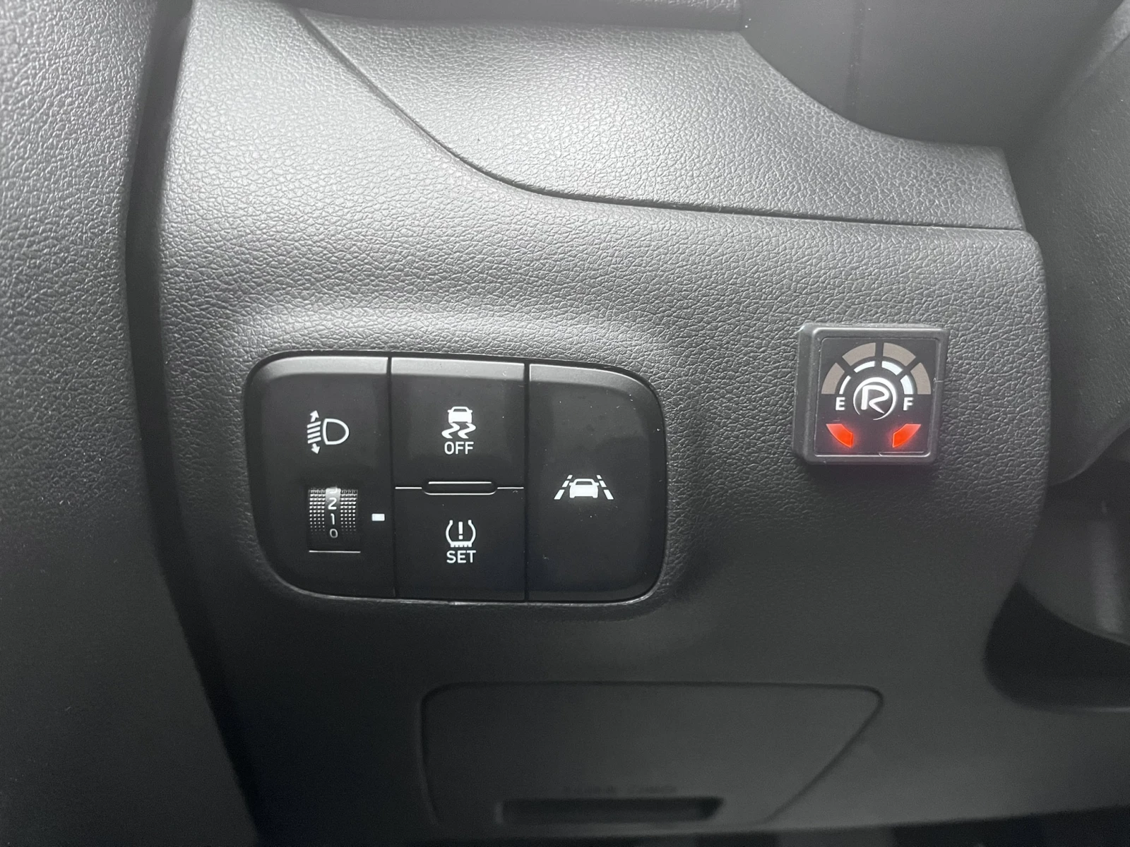 Hyundai I10 1.0 MPI + ��� 8 ���� ������� | Mobile.bg � ����������� 13