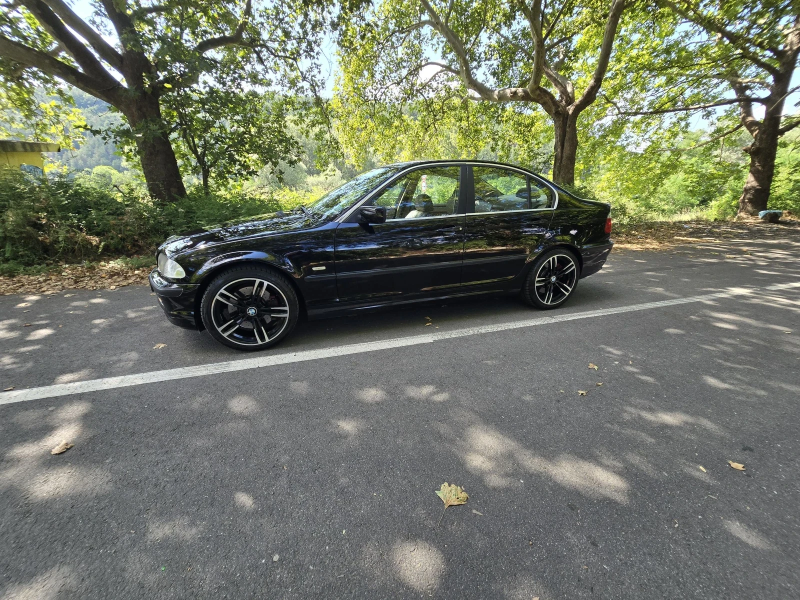 BMW 330 E46, снимка 3 - Автомобили и джипове - 55448792