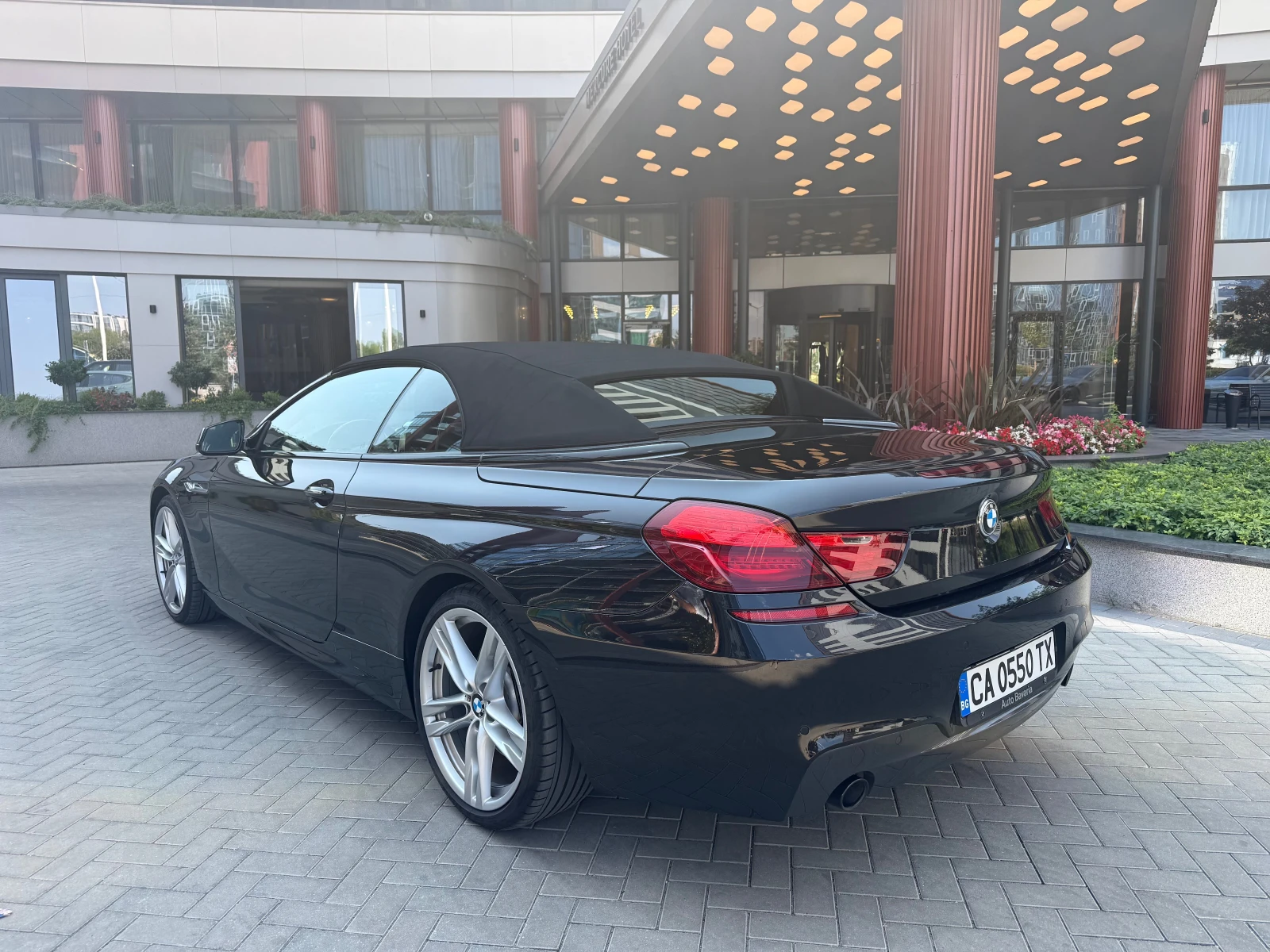 BMW 640 d xDrive Cabrio M Pack, снимка 4 - Автомобили и джипове - 55642800