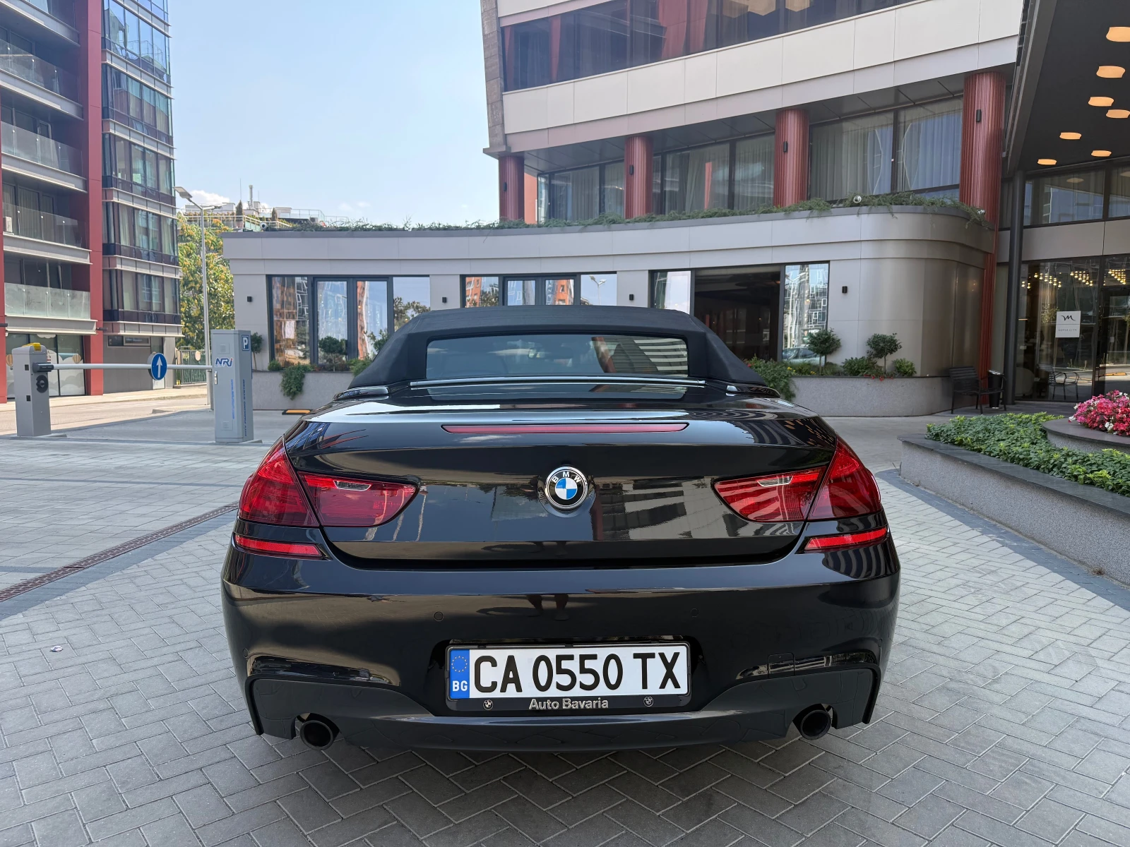 BMW 640 d xDrive Cabrio M Pack, снимка 16 - Автомобили и джипове - 55642800