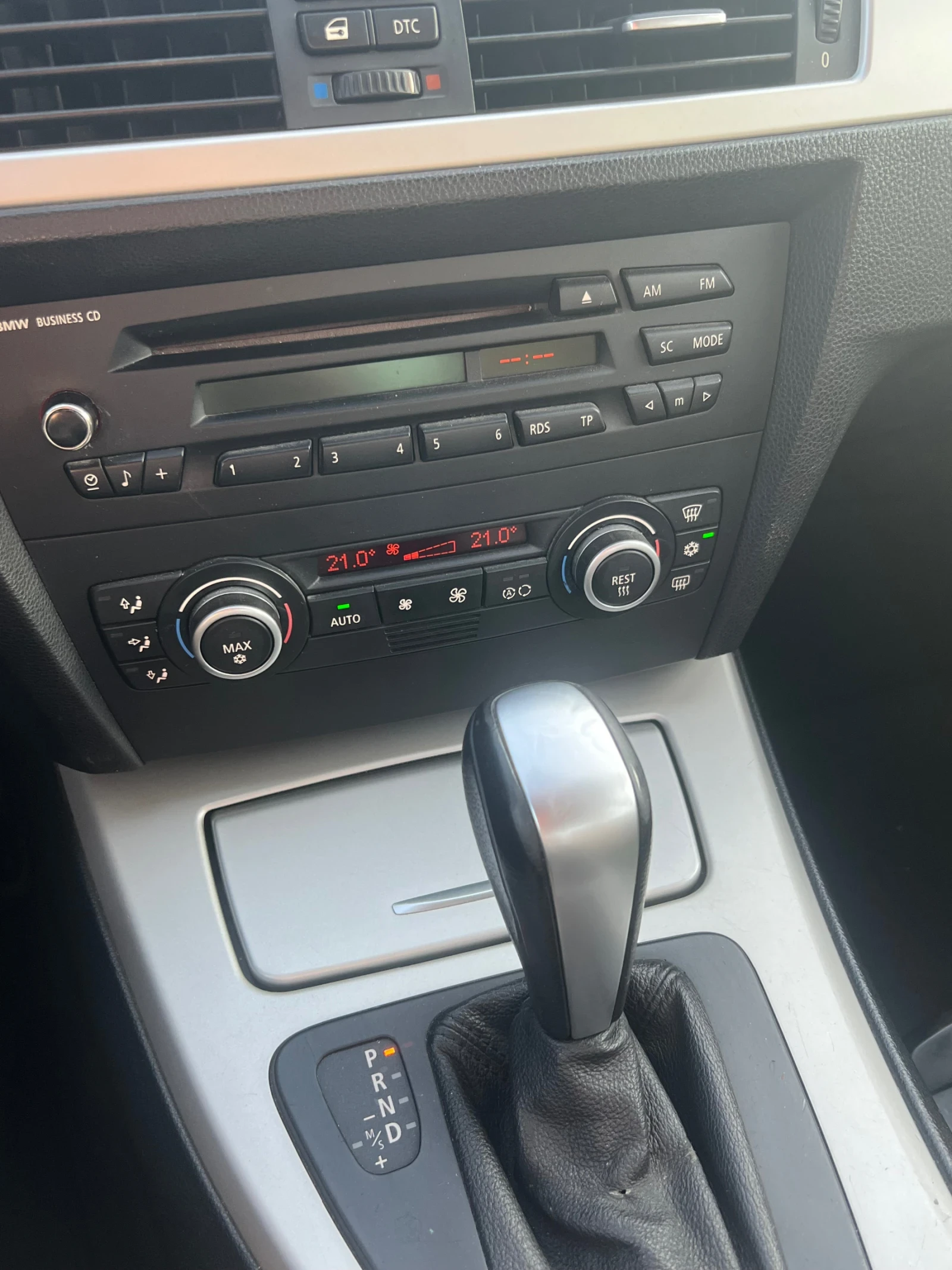 BMW 318, снимка 6 - Автомобили и джипове - 55690553
