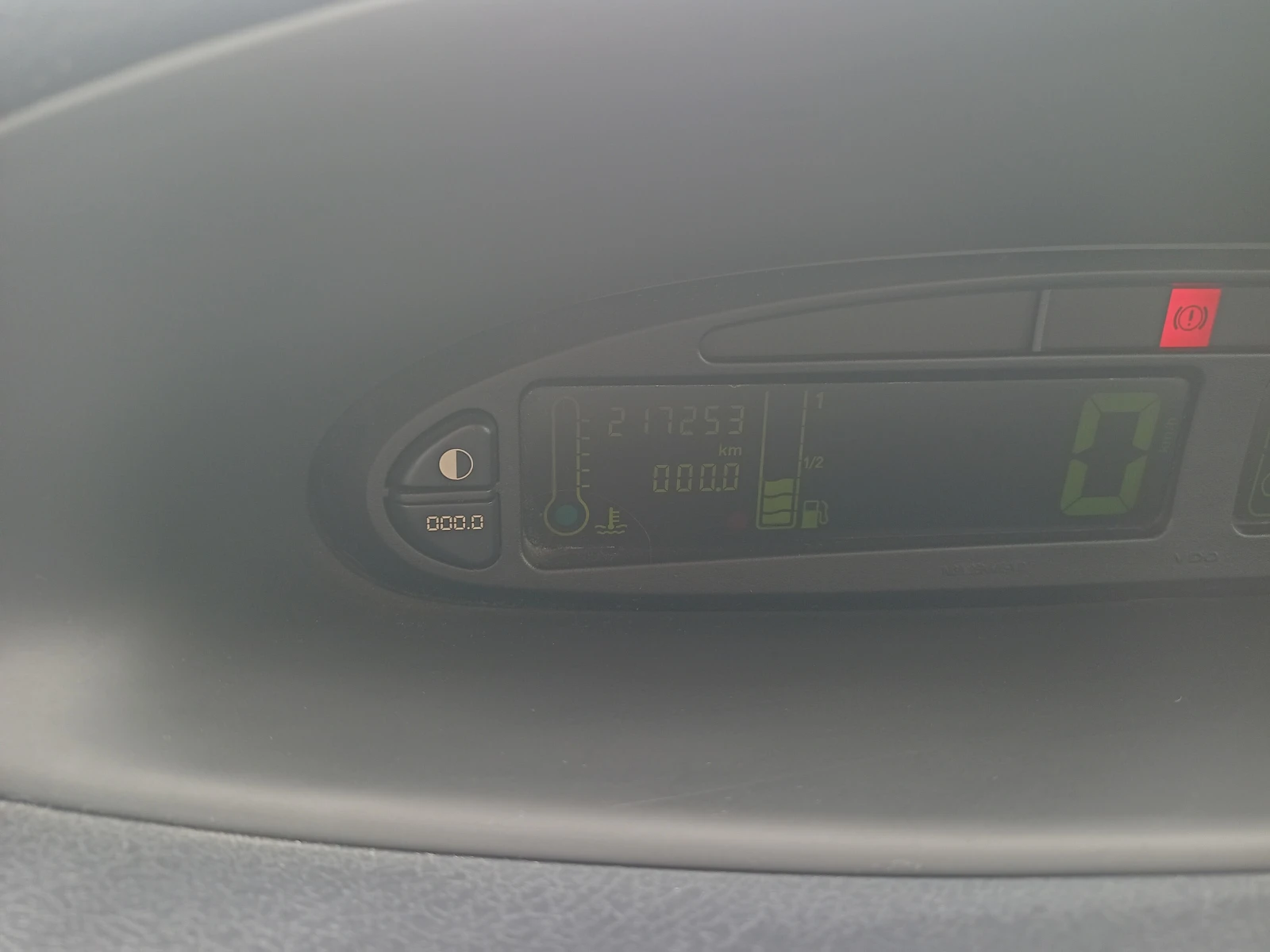 Citroen Xsara picasso, снимка 8 - Автомобили и джипове - 55959331