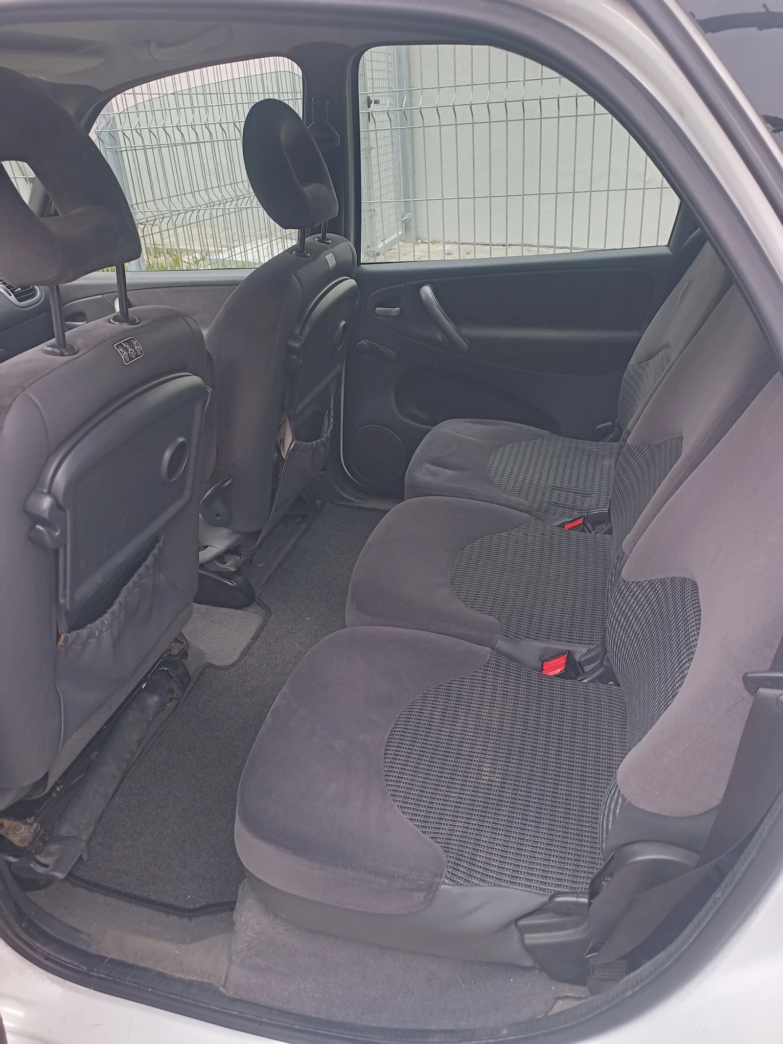 Citroen Xsara picasso, снимка 7 - Автомобили и джипове - 55959331