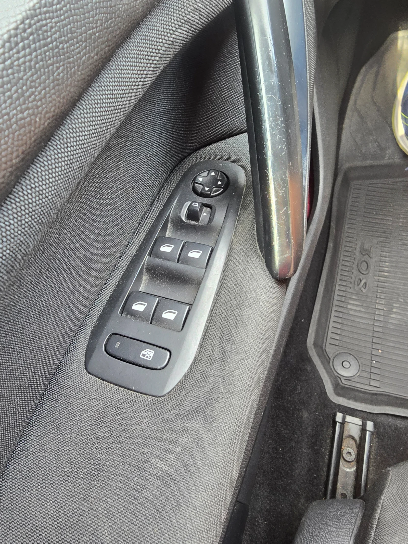 Peugeot 308, снимка 7 - Автомобили и джипове - 56163983