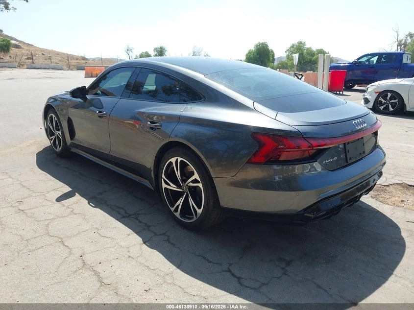 Audi E-Tron GT Premium Plus Quattro, снимка 3 - Автомобили и джипове - 56366825