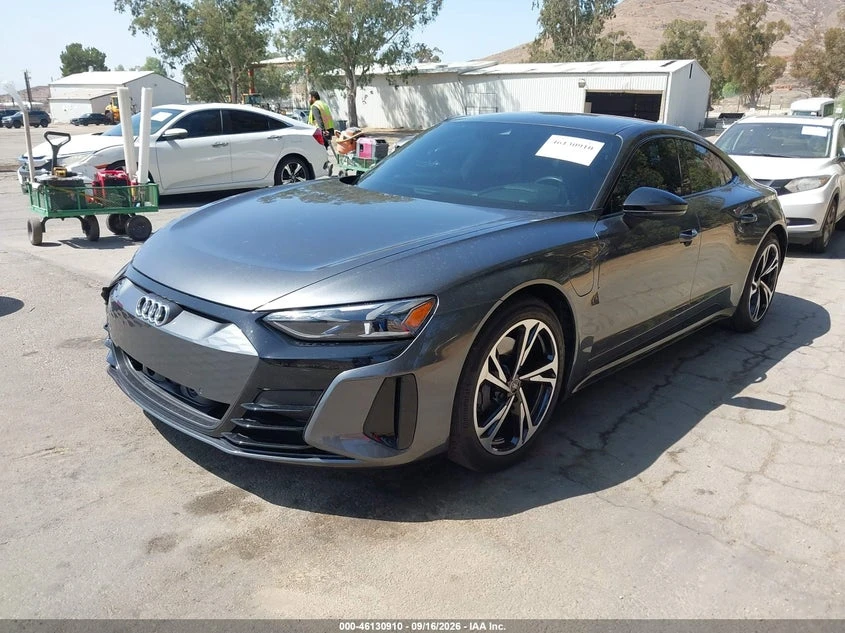 Audi E-Tron GT Premium Plus Quattro, снимка 2 - Автомобили и джипове - 56366825