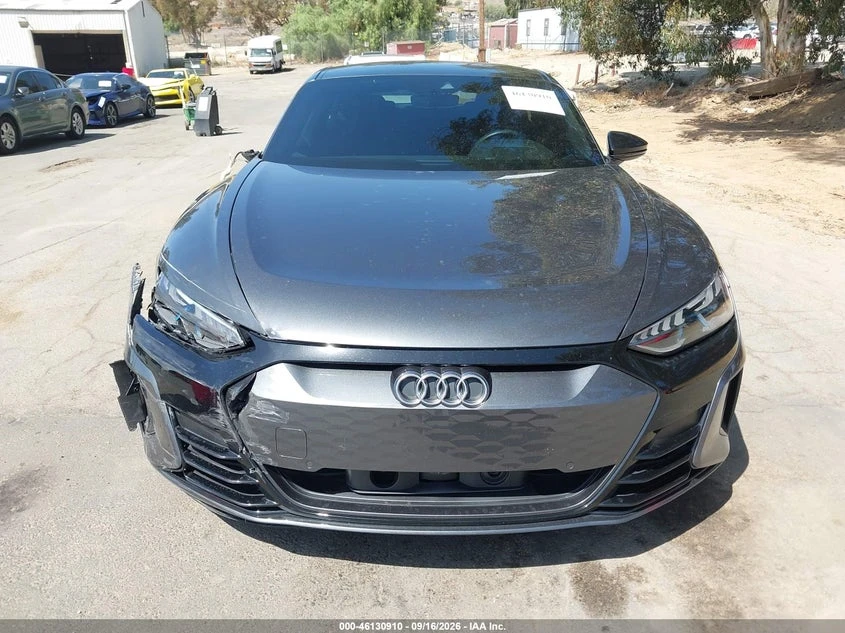 Audi E-Tron GT Premium Plus Quattro, снимка 12 - Автомобили и джипове - 56366825