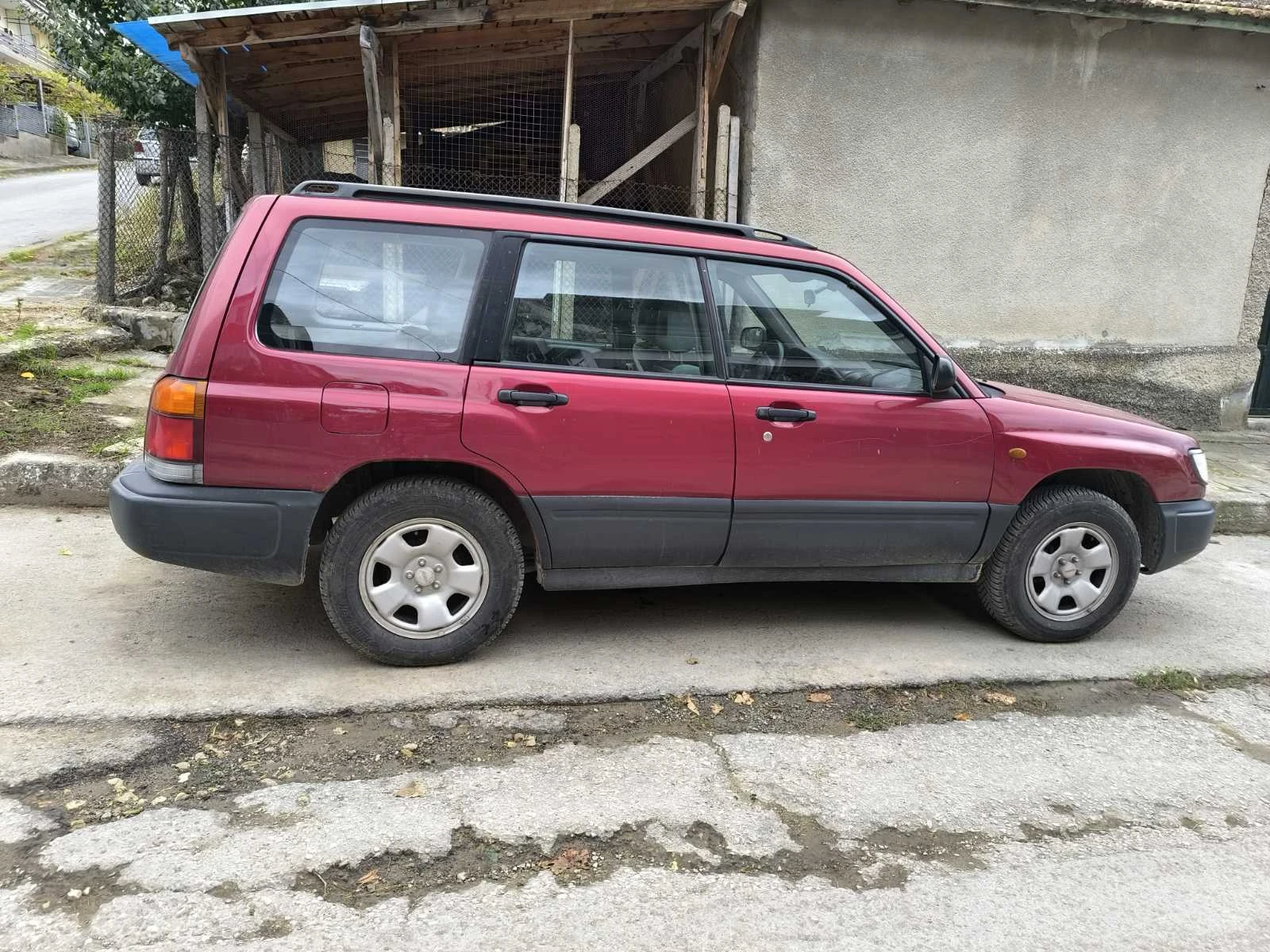 Subaru Forester 2.0, снимка 2 - Автомобили и джипове - 56543894