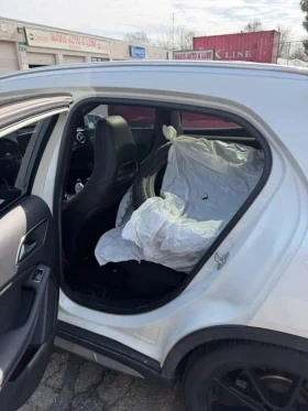 Mercedes-Benz GLA 45 AMG CARFAX/ПАНОРАМА/ПОДГРЕВИ/ВТОРИ ГУМИ, снимка 6