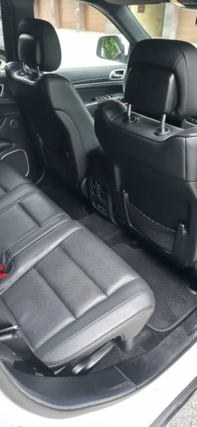 Jeep Grand cherokee Summit  - 13300 € / 26012.54 лв. - 54372562 11