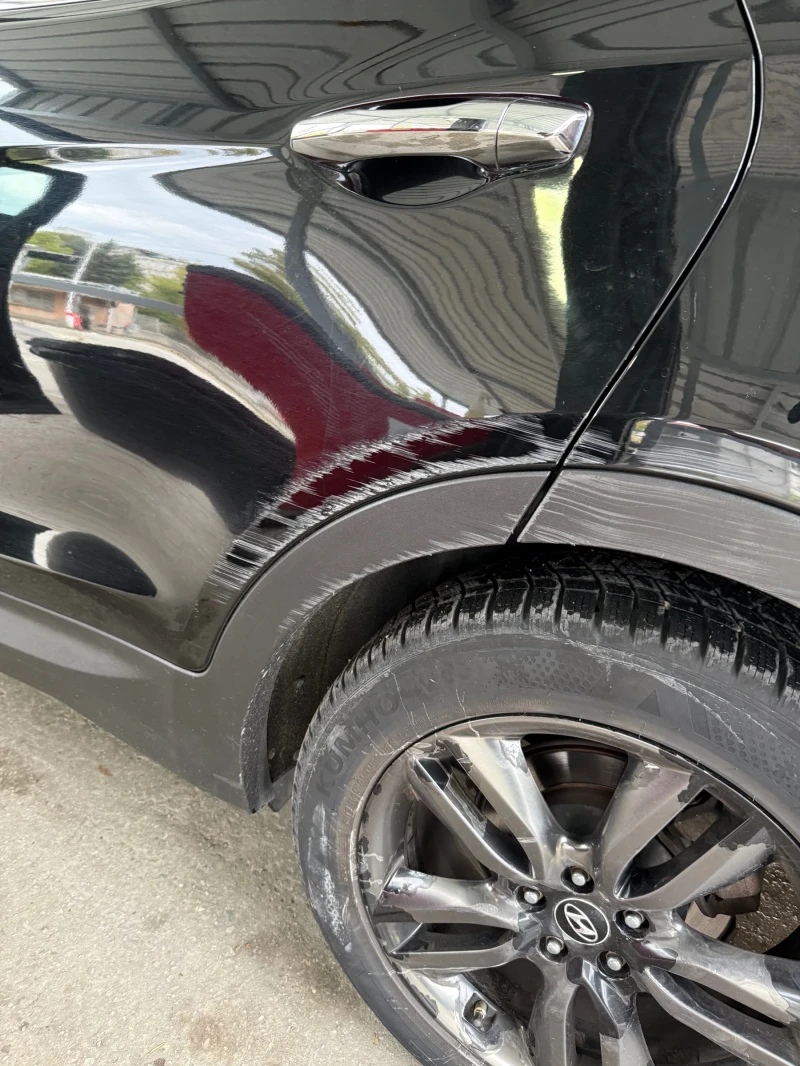 Hyundai Santa fe 2.2 Дизел, снимка 4 - Автомобили и джипове - 51887544