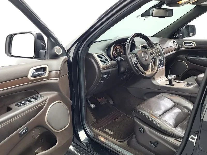 Jeep Cherokee 3.0 Diesel Overland - изображение 10