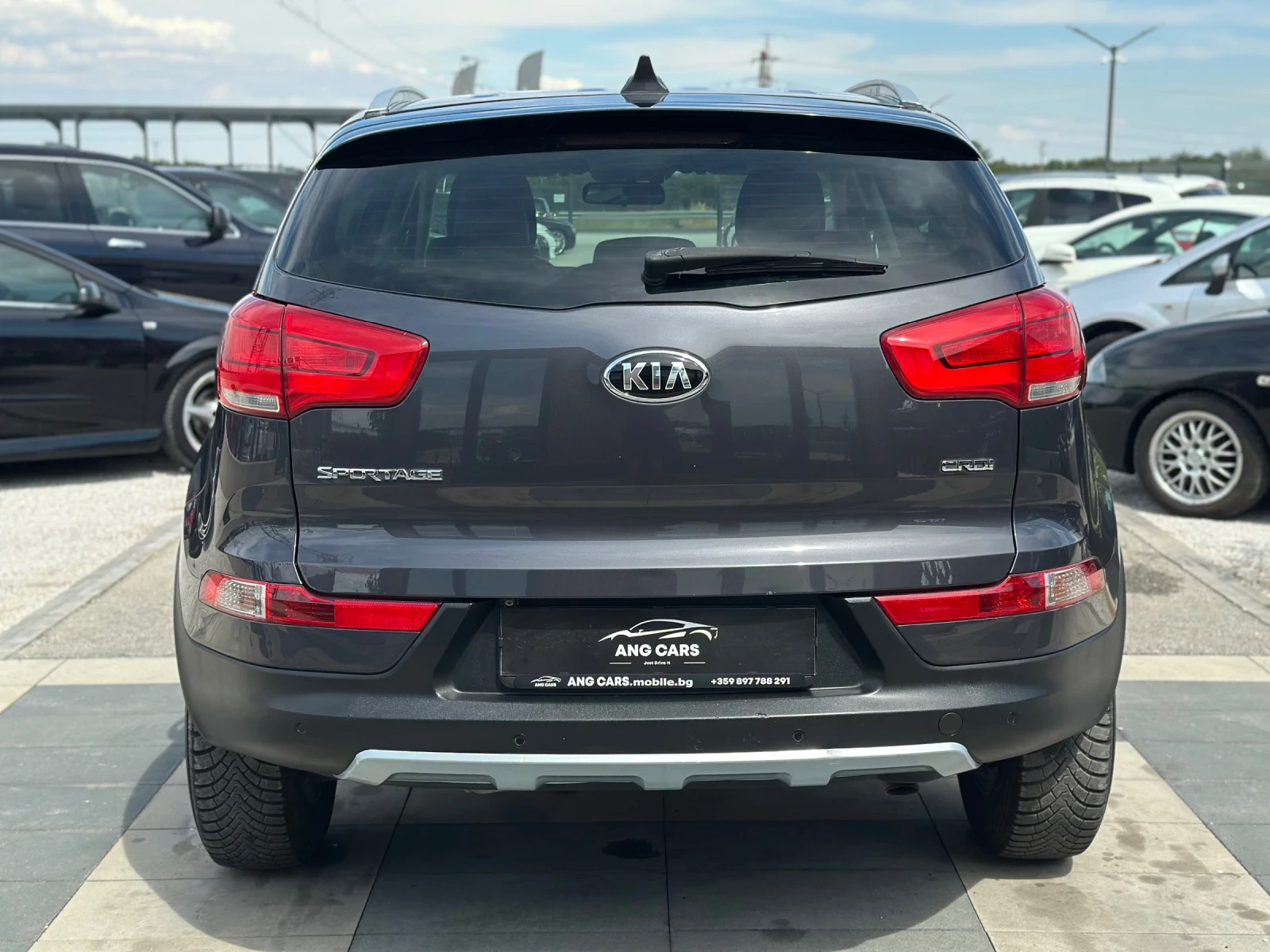 Kia Sportage * FACELIFT* 2.0CRDI* AWD* REBEL* СЕРВИЗНА ИСТО - изображение 8