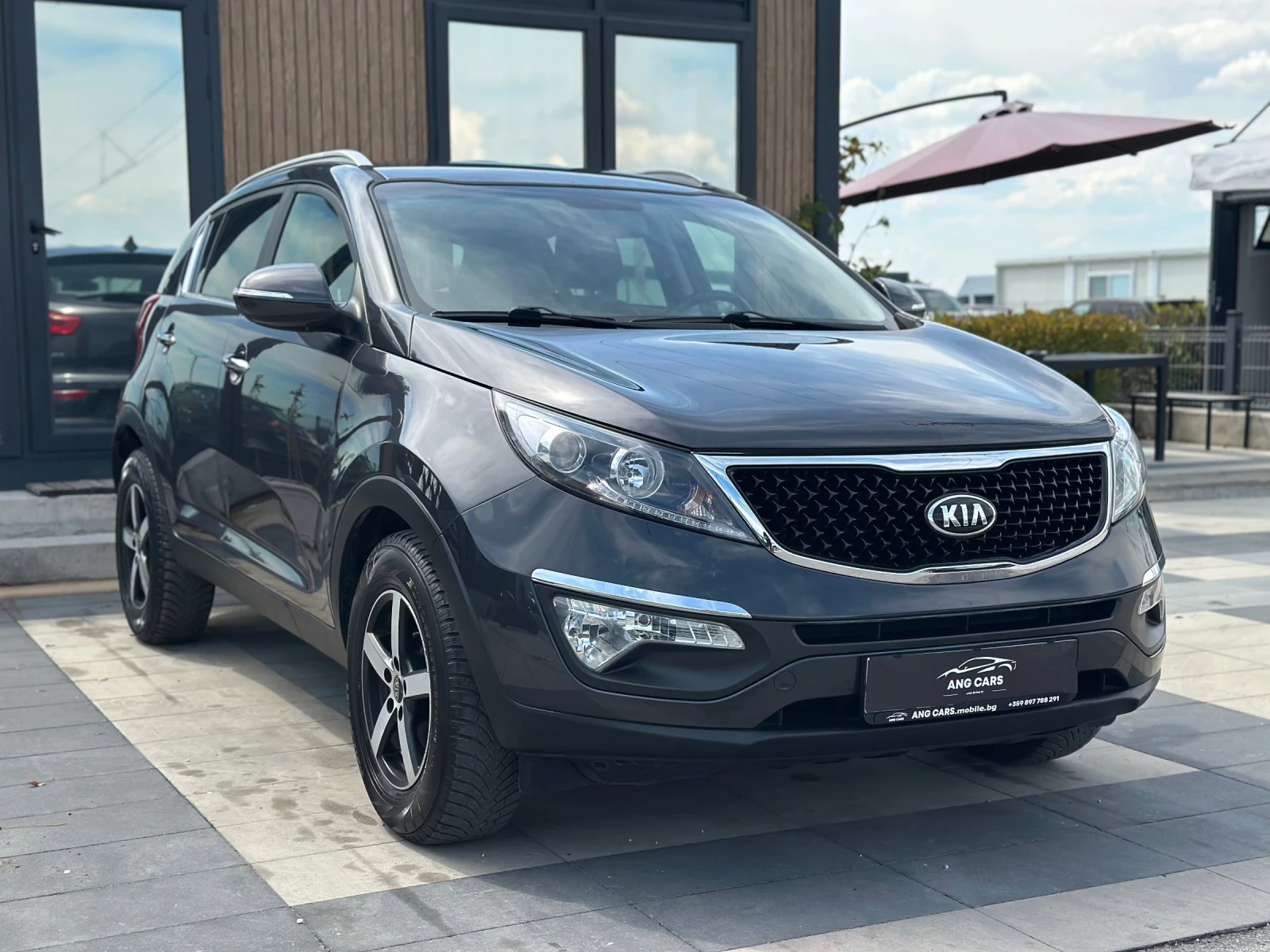 Kia Sportage * FACELIFT* 2.0CRDI* AWD* REBEL* СЕРВИЗНА ИСТО - изображение 2