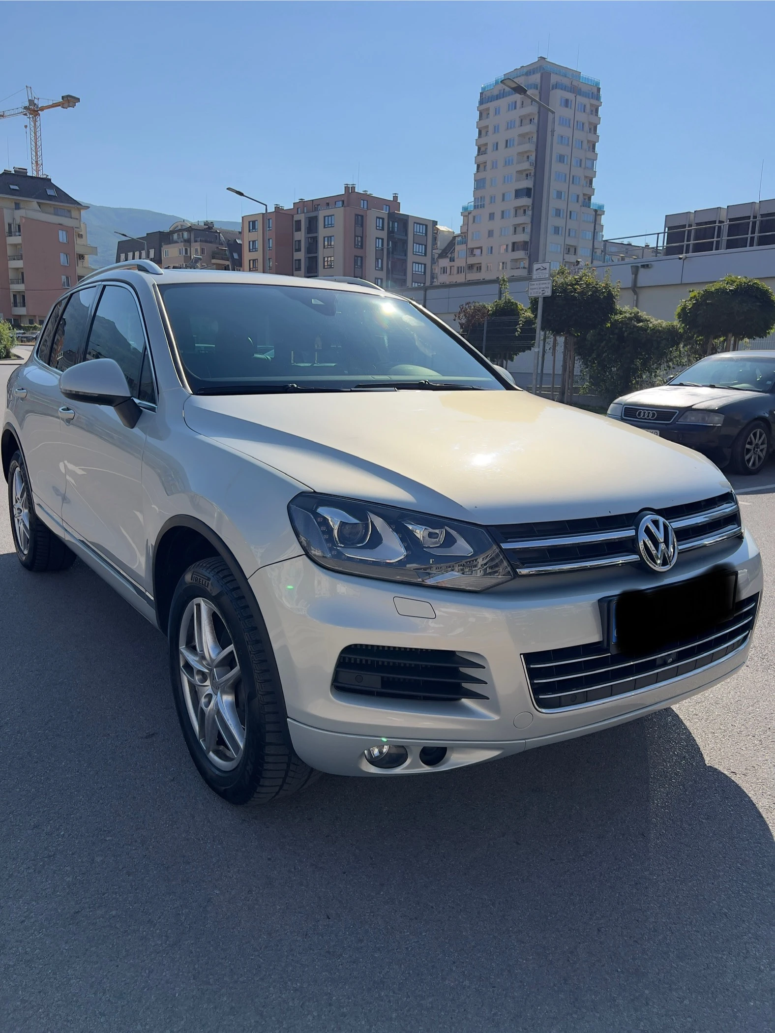VW Touareg 3.0D 245KC * Exclusive* Full - изображение 2