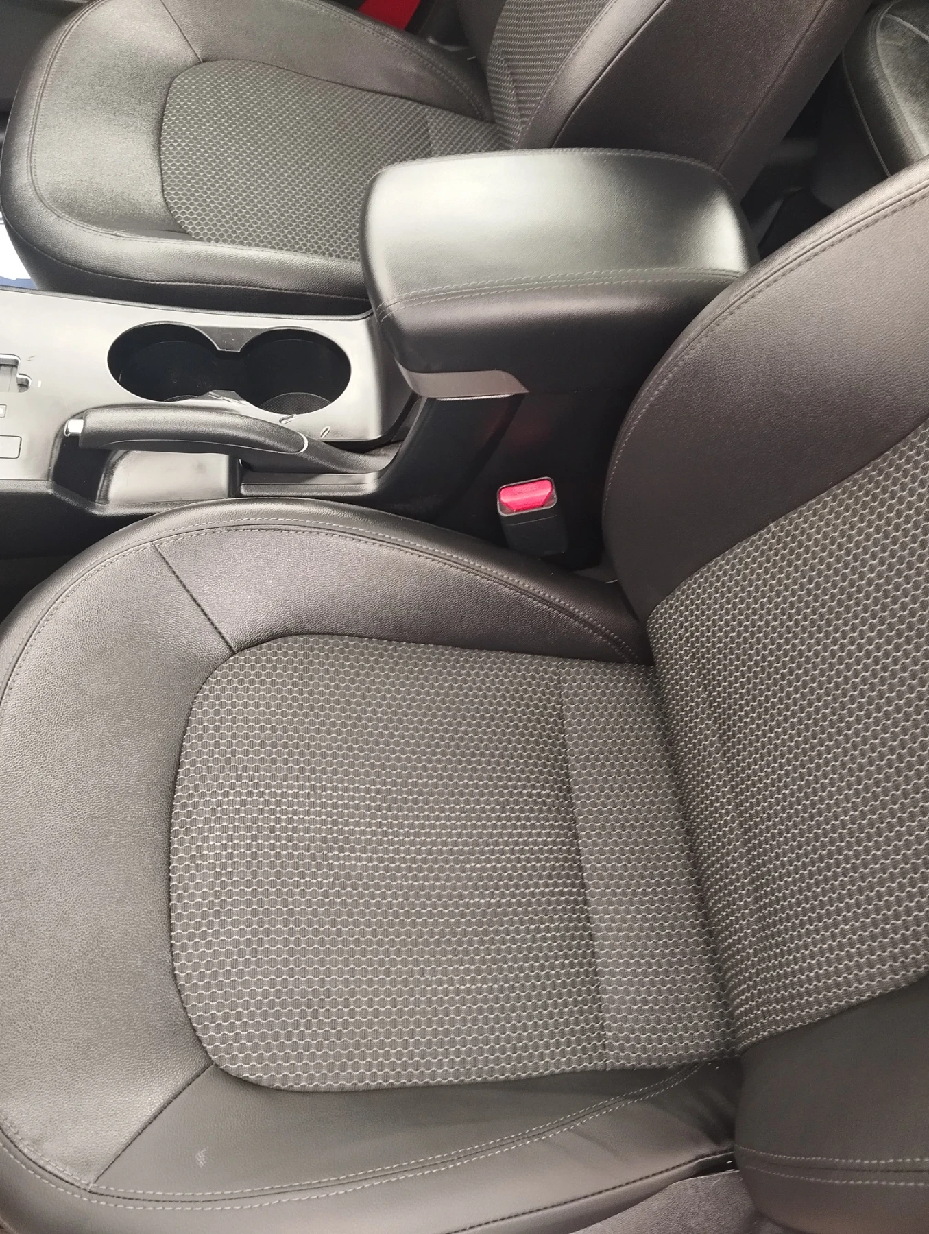 Hyundai IX35 2.0 163к.сБЕНЗИН АВТОМАТИК ГАЗ ПАНОРАМА АВТОПИЛОТ  - изображение 7