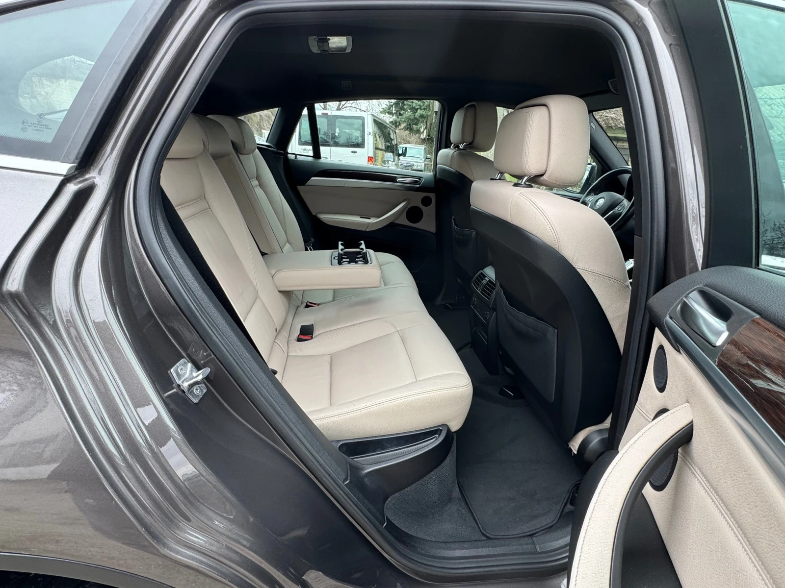 BMW X6 РЕАЛЕН ПРОБЕГ!!!, снимка 15 - Автомобили и джипове - 53903380