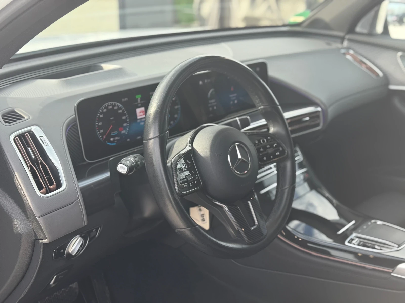 Mercedes-Benz EQC AMG 400 4х4 Head-up Burmester, снимка 8 - Автомобили и джипове - 54126730