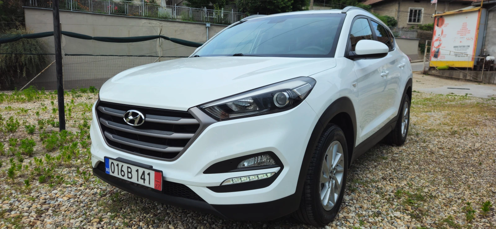Hyundai Tucson 1, 7CRDi-116kс* 2018г* LED* НАВИ* КАМЕРА* Wi-Fi* Т, снимка 3 - Автомобили и джипове - 54891551