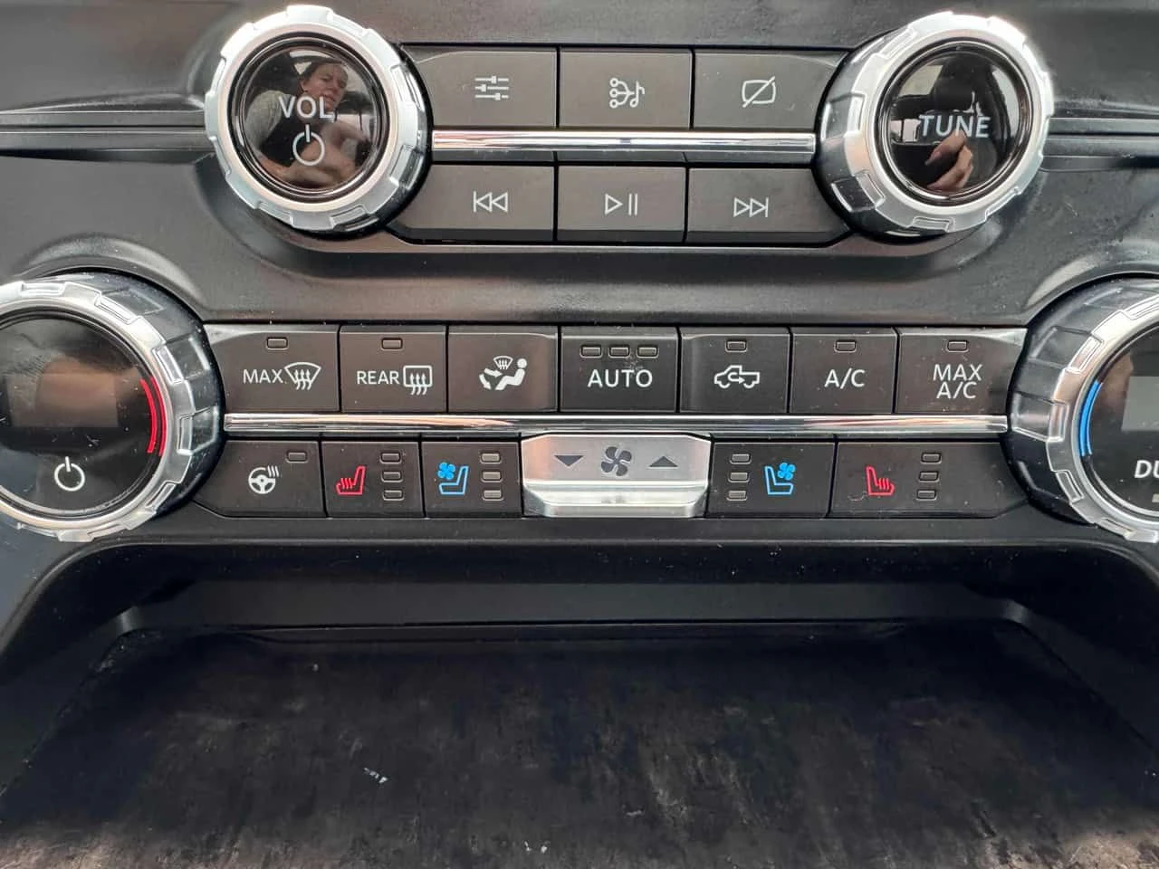 Ford F150 * 4WD SuperCrew Box * CARFAX * ЦЕНА ДО БГ, снимка 13 - Автомобили и джипове - 55082234