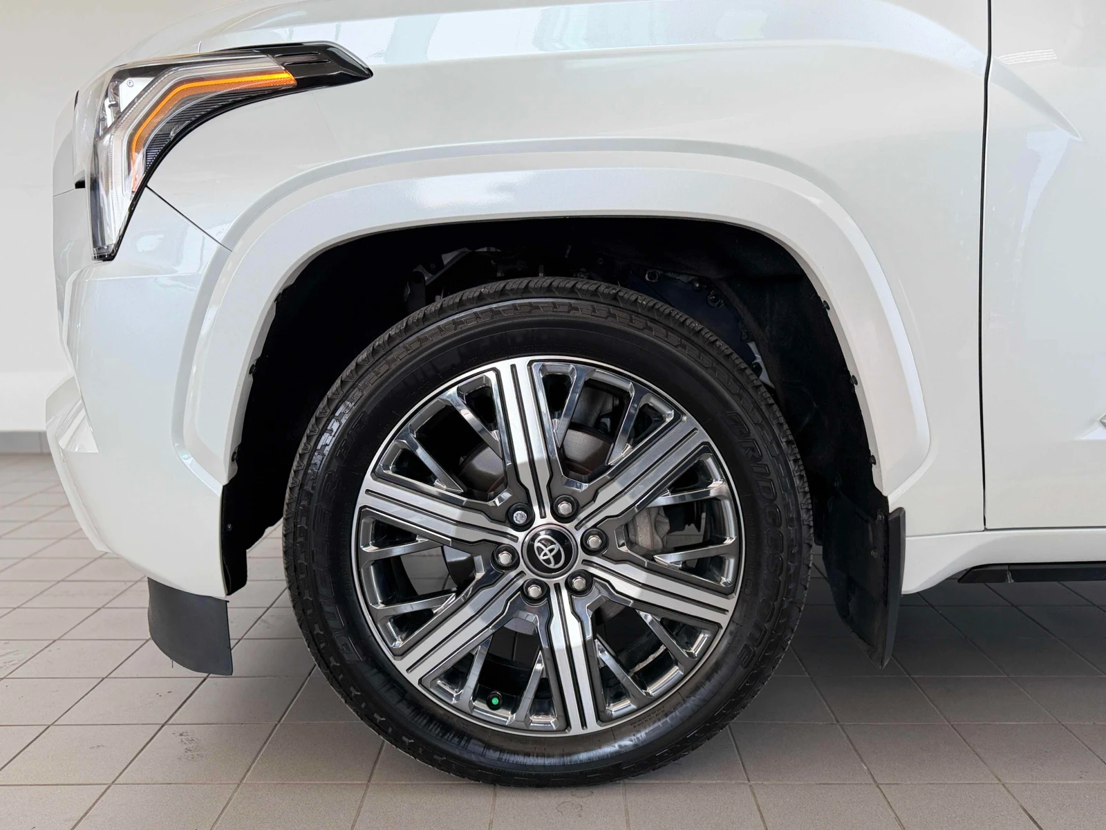 Toyota Sequoia PLATINUM* 4WD* 3.4, снимка 6 - Автомобили и джипове - 55273071