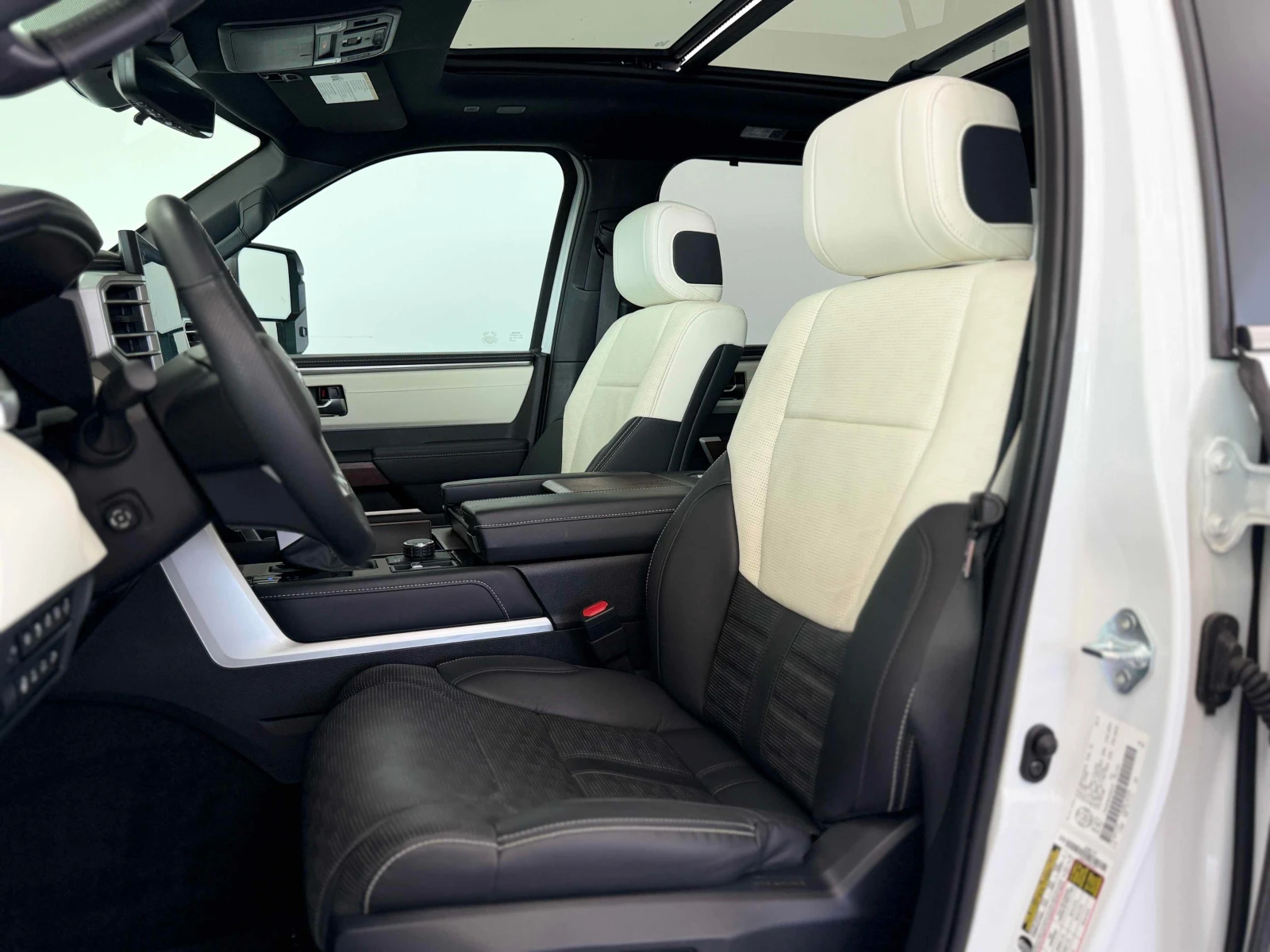 Toyota Sequoia PLATINUM* 4WD* 3.4, снимка 8 - Автомобили и джипове - 55273071