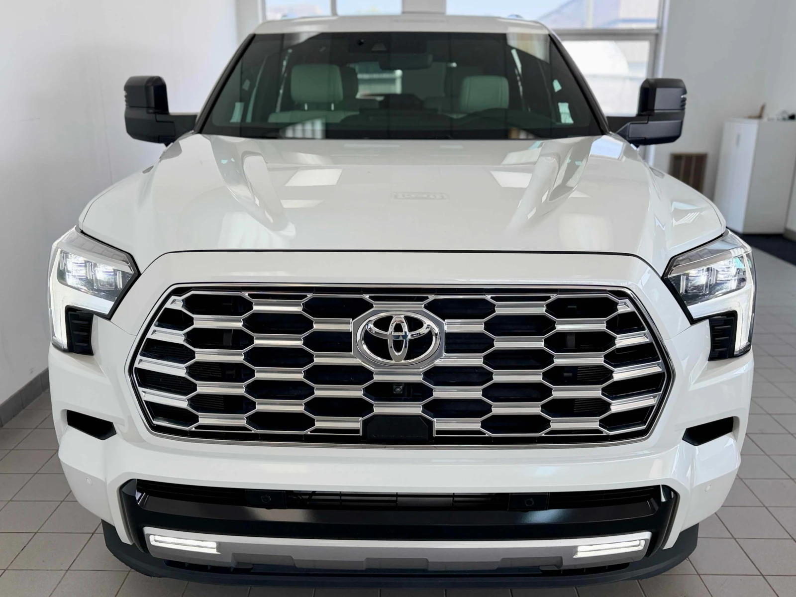 Toyota Sequoia PLATINUM* 4WD* 3.4, снимка 5 - Автомобили и джипове - 55273071