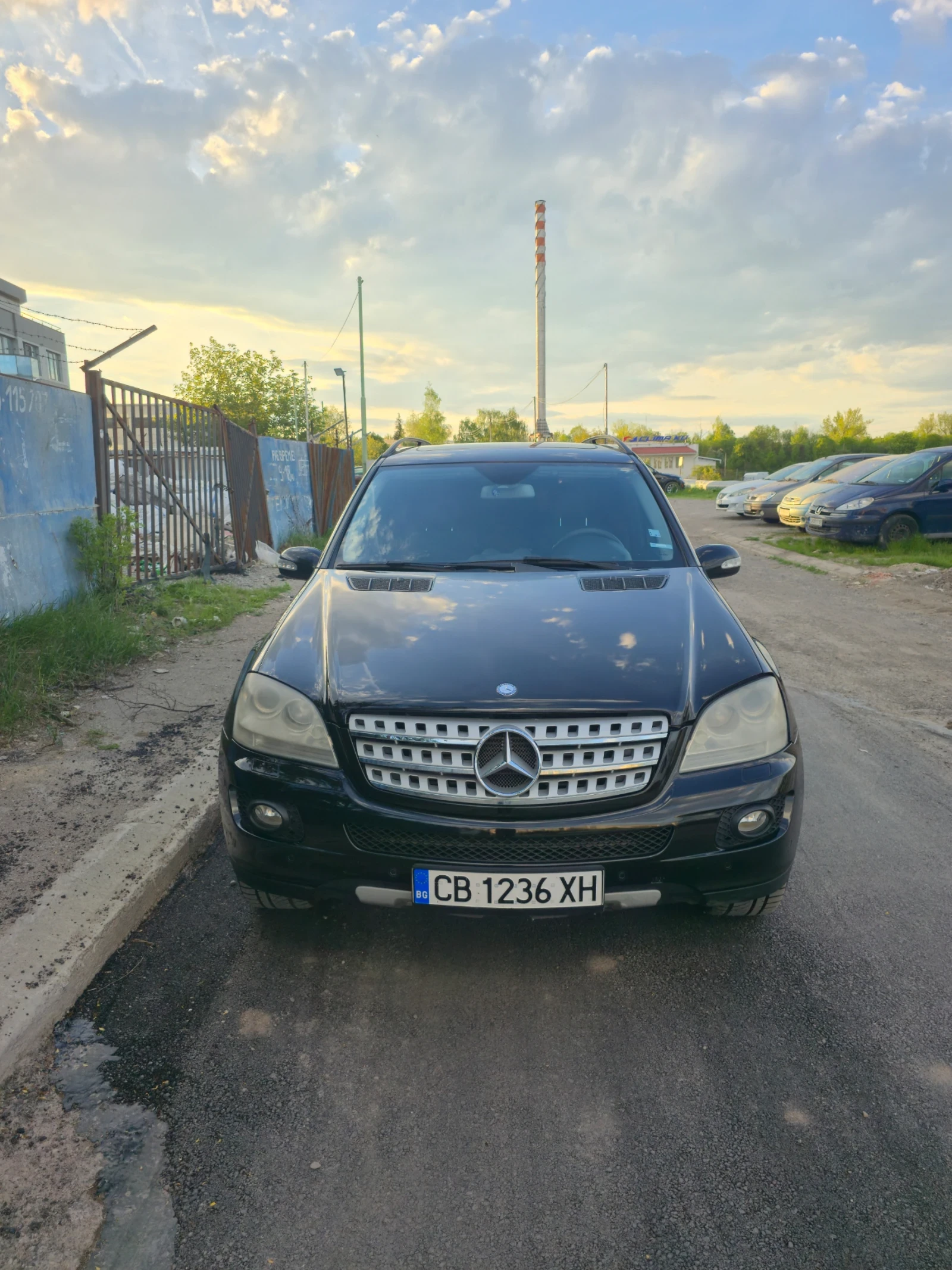 Mercedes-Benz ML 320, снимка 3 - Автомобили и джипове - 56071746