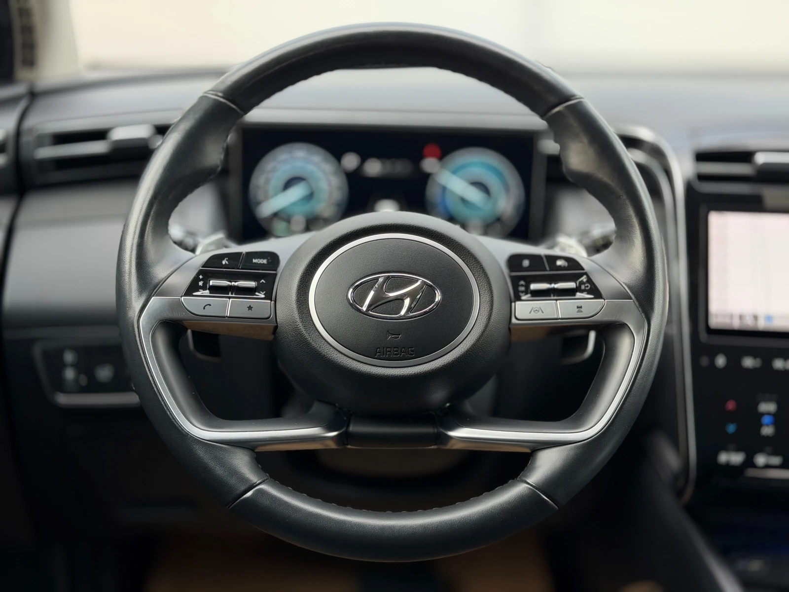 Hyundai Tucson -1.6 T-GDi-Premium-Hybrid-Full-Navi-Panorama-, снимка 8 - Автомобили и джипове - 56239623