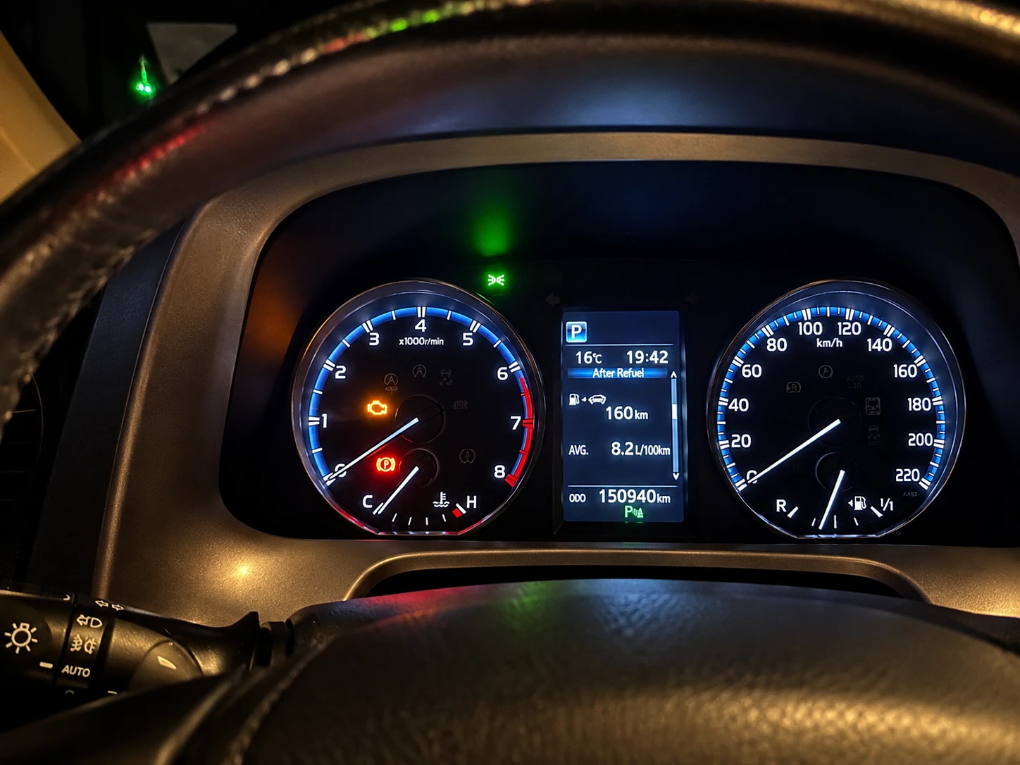 Toyota Rav4 2019, снимка 11 - Автомобили и джипове - 56331344