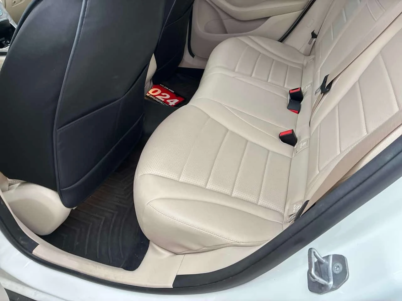 Mercedes-Benz GLC 300 Coupe / 360 / Carfax / ����������  | Mobile.bg � ����������� 12