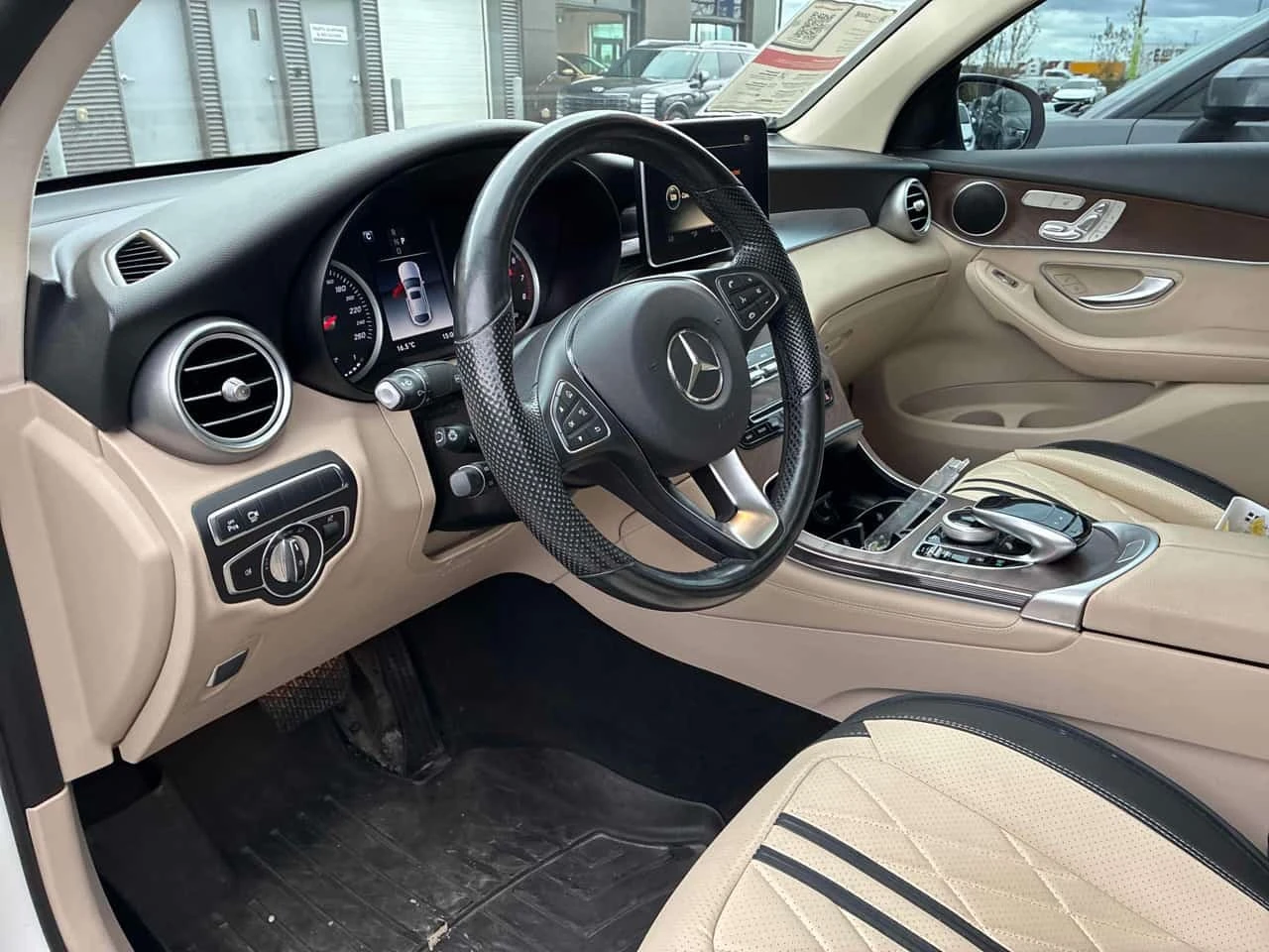 Mercedes-Benz GLC 300 Coupe / 360 / Carfax / ����������  | Mobile.bg � ����������� 5