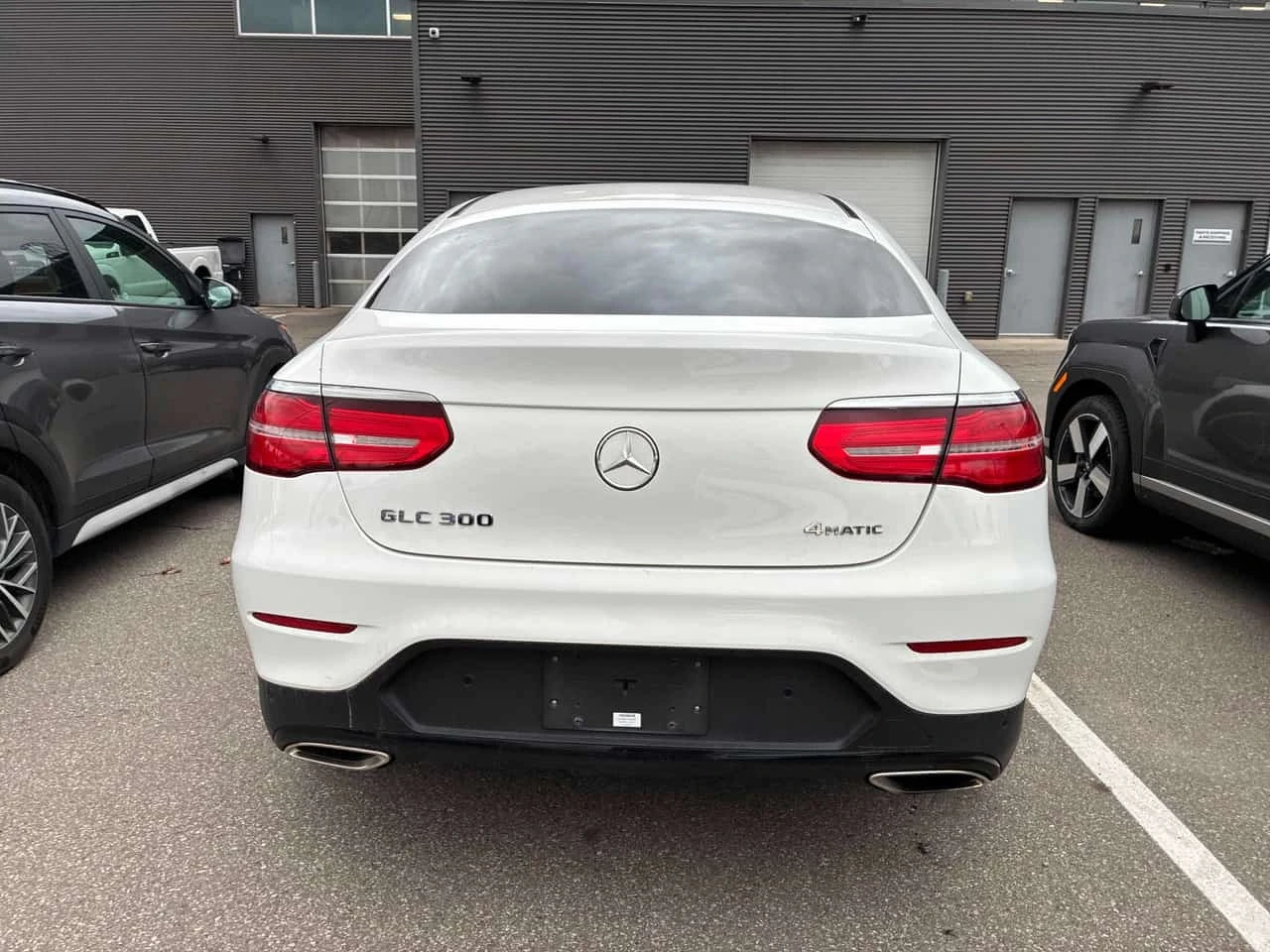 Mercedes-Benz GLC 300 Coupe / 360 / Carfax / ����������  | Mobile.bg � ����������� 4