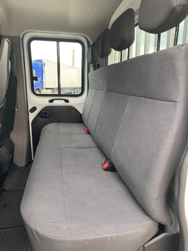 Nissan NV400 2.2 - Двойна кабина 7 местен, снимка 10 - Бусове и автобуси - 40994687