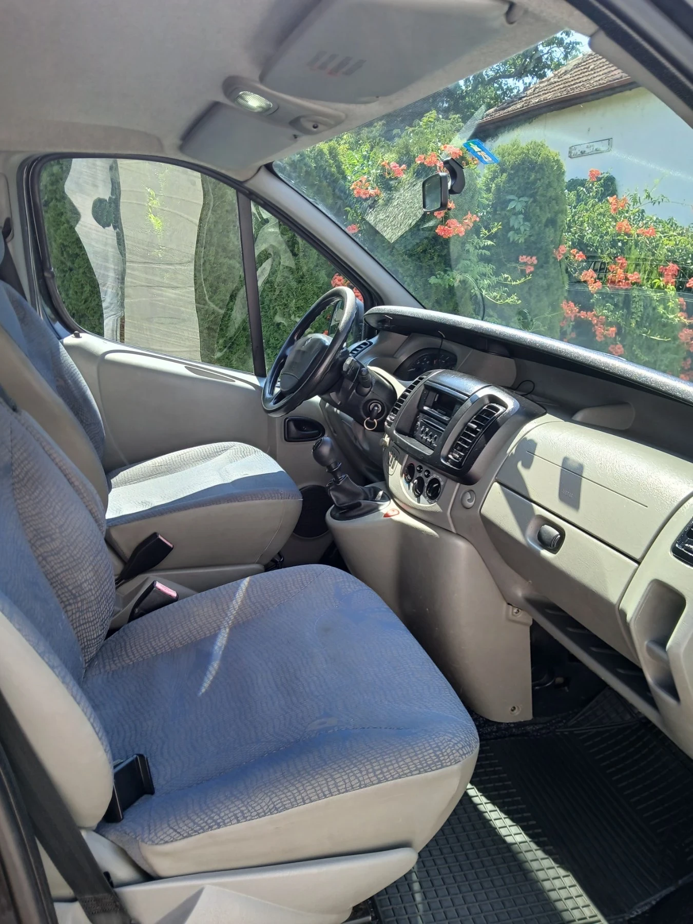 Renault Trafic Trafic , снимка 12 - Бусове и автобуси - 55335655
