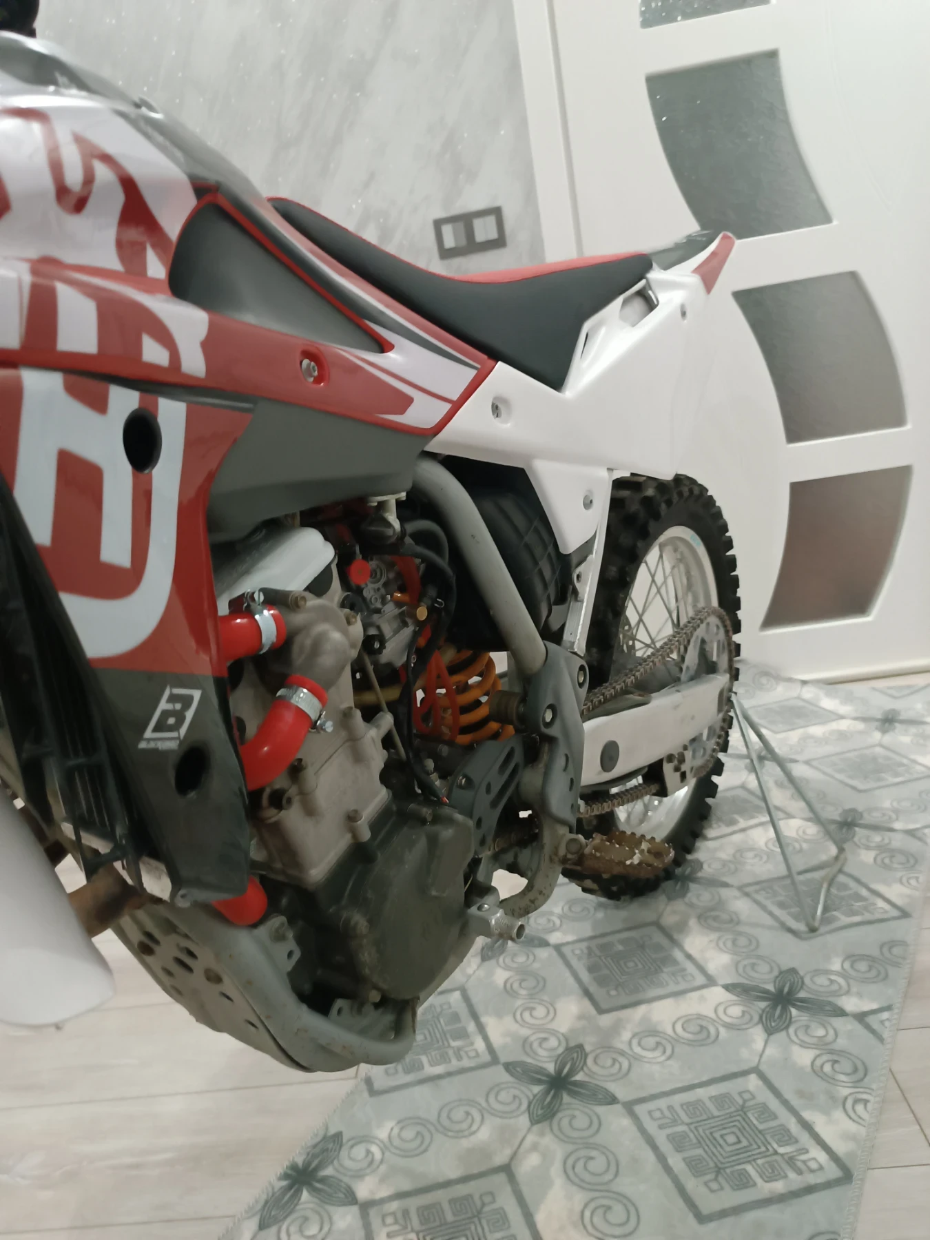 Husqvarna TE 450 - изображение 6