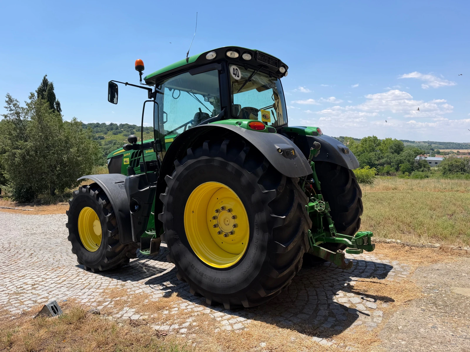 Трактор John Deere 6215R ЛИЗИНГ, снимка 5 - Селскостопанска техника - 54195036