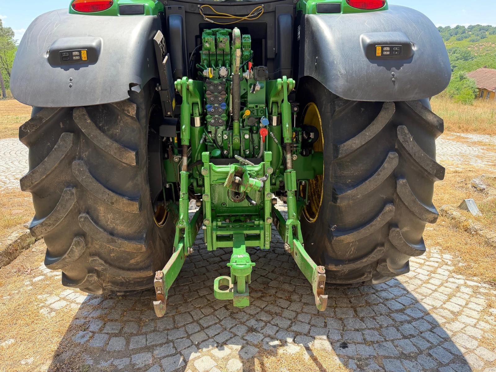 Трактор John Deere 6215R ЛИЗИНГ, снимка 7 - Селскостопанска техника - 54195036