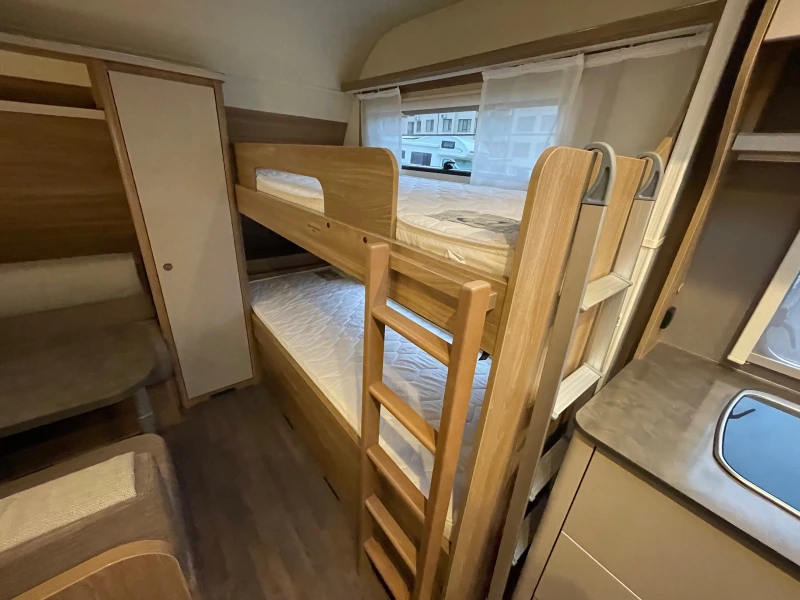 Каравана Burstner PREMIO PLUS 510 TK, снимка 10 - Каравани и кемпери - 52315823