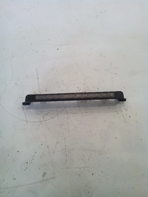 Трети стоп на задна врата за Нисан Тино