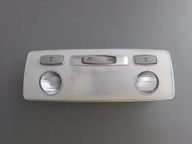 Плафон преден Рено Лагуна хечбек 