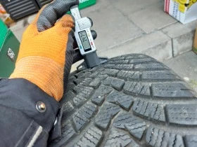 Гуми Зимни 205/45R17, снимка 3 - Гуми и джанти - 41209400