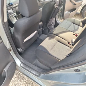Toyota Avensis, снимка 11